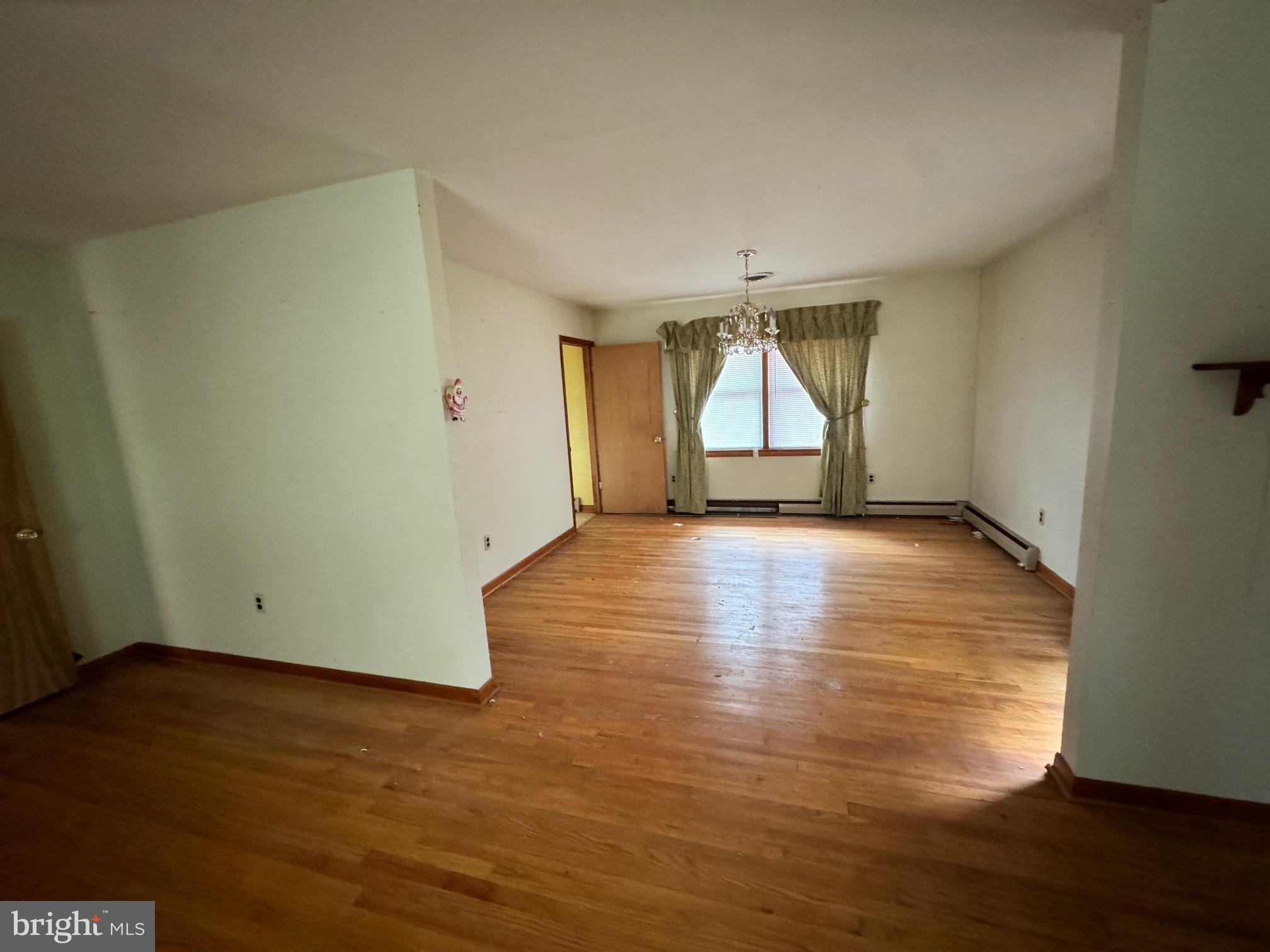 MOUNTAIN VIEW ESTATES - Residential