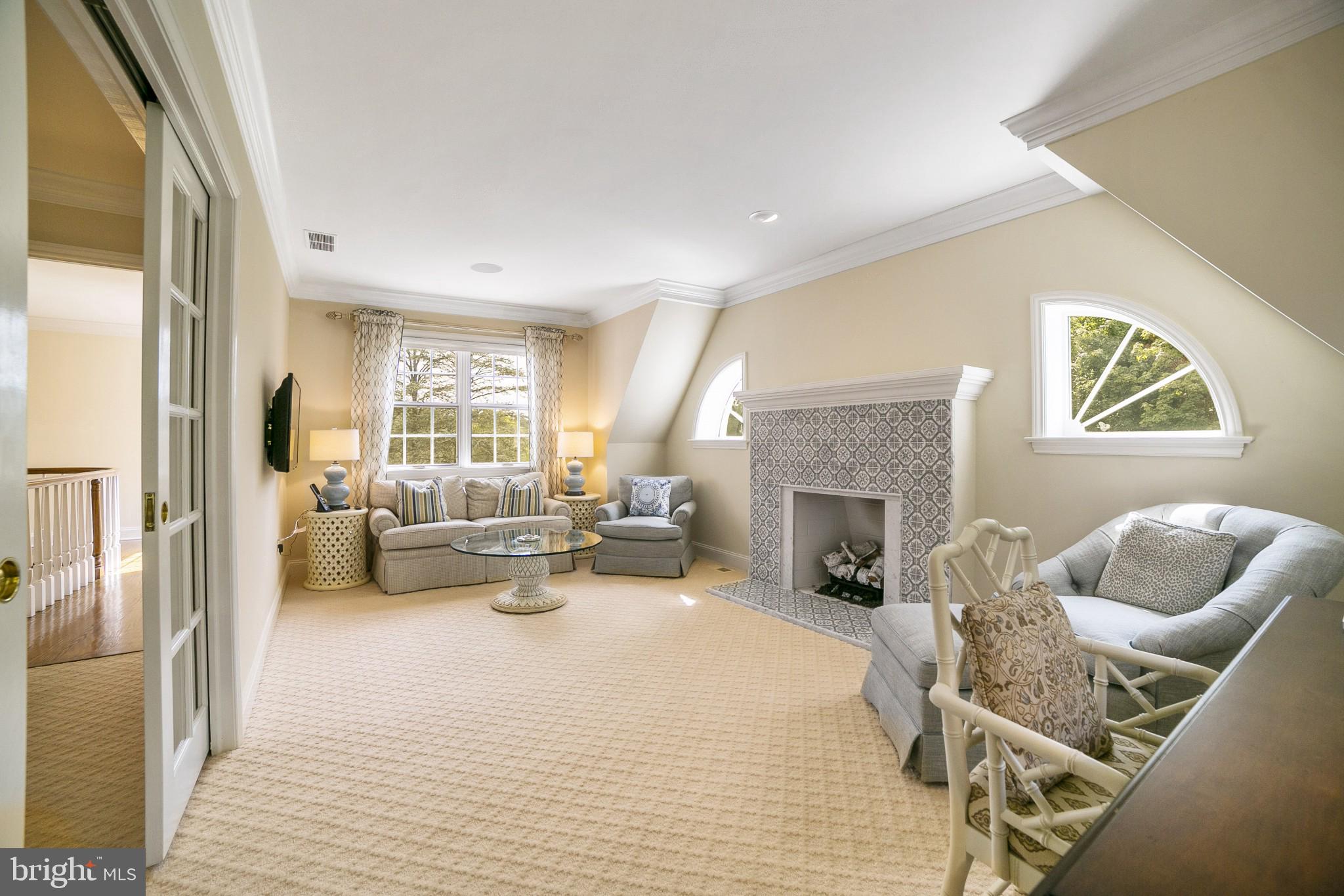 OVERLOOK - Residential