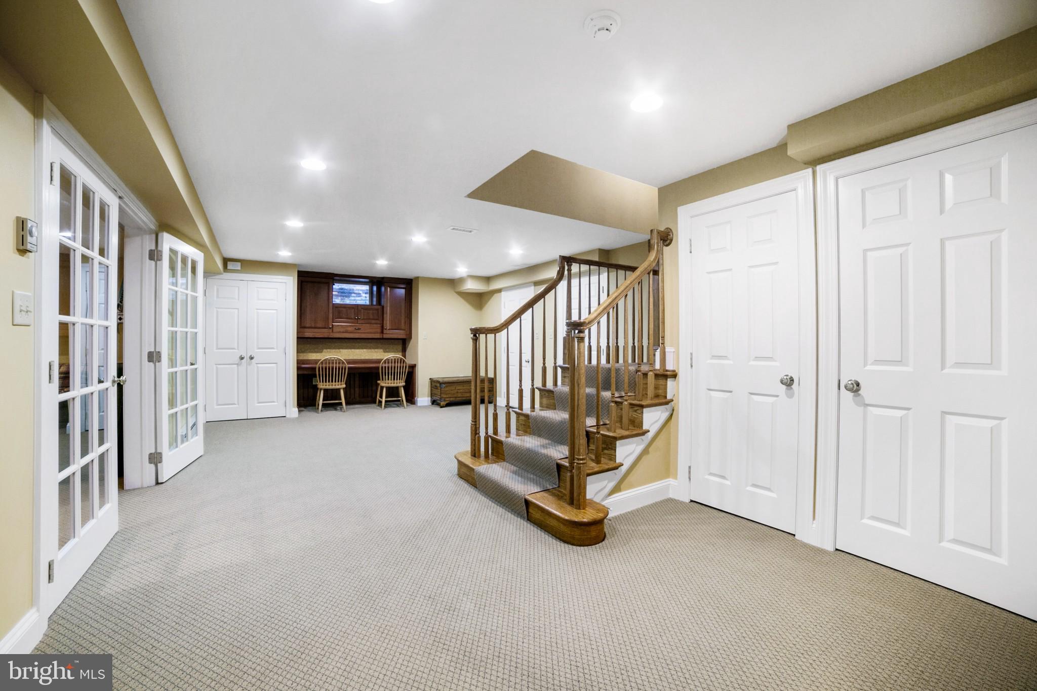 OVERLOOK - Residential