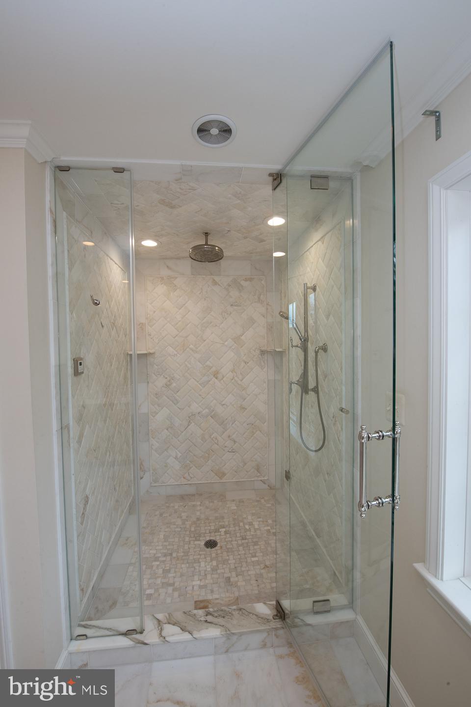 OVERLOOK - Residential