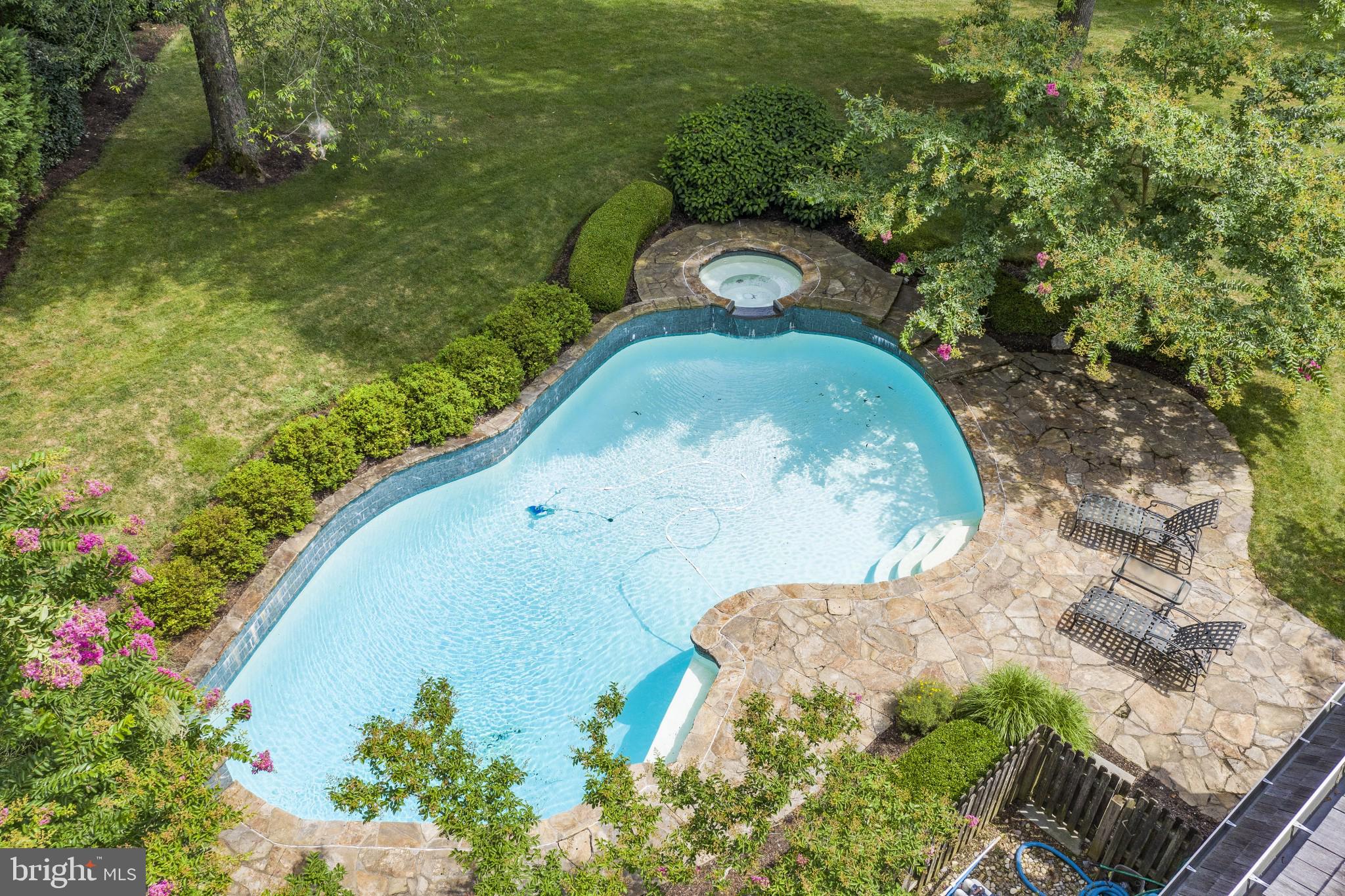 OVERLOOK - Residential