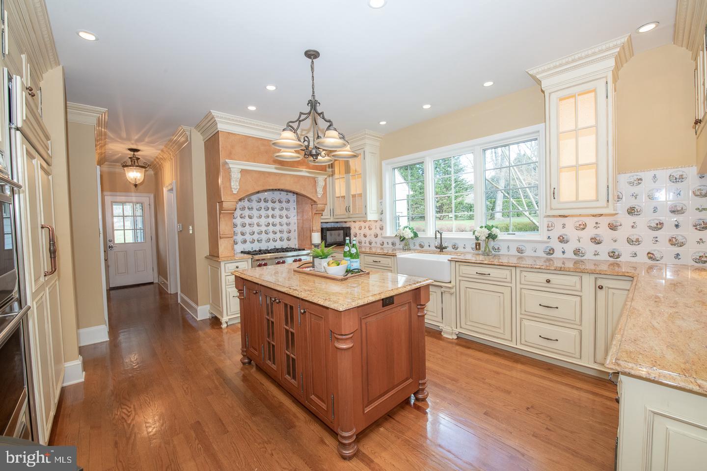 OVERLOOK - Residential