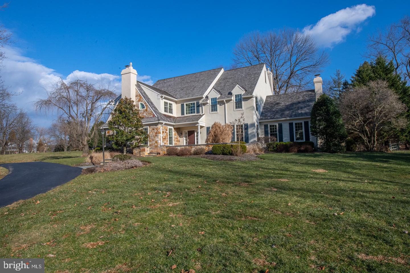 OVERLOOK - Residential