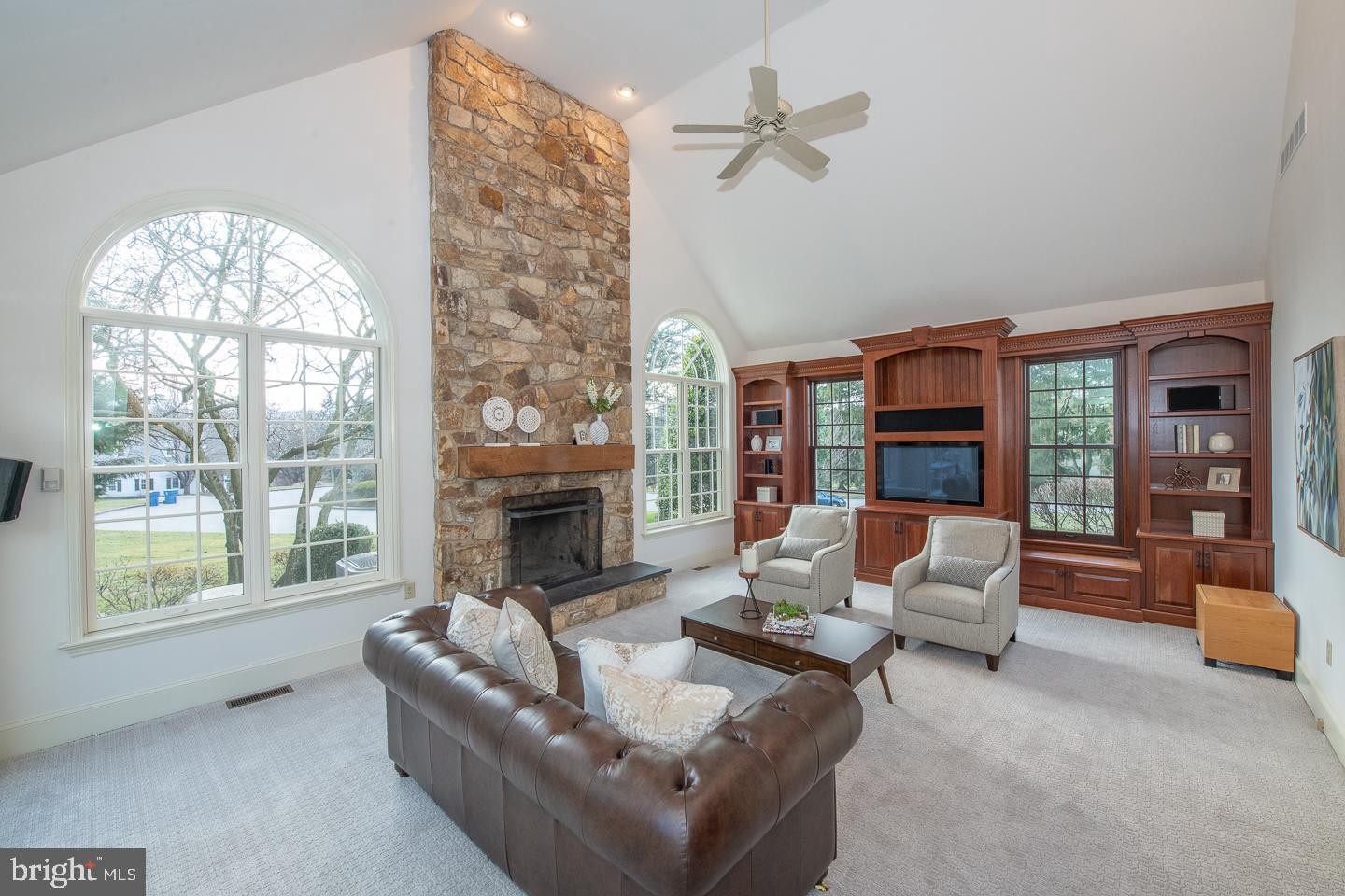 OVERLOOK - Residential