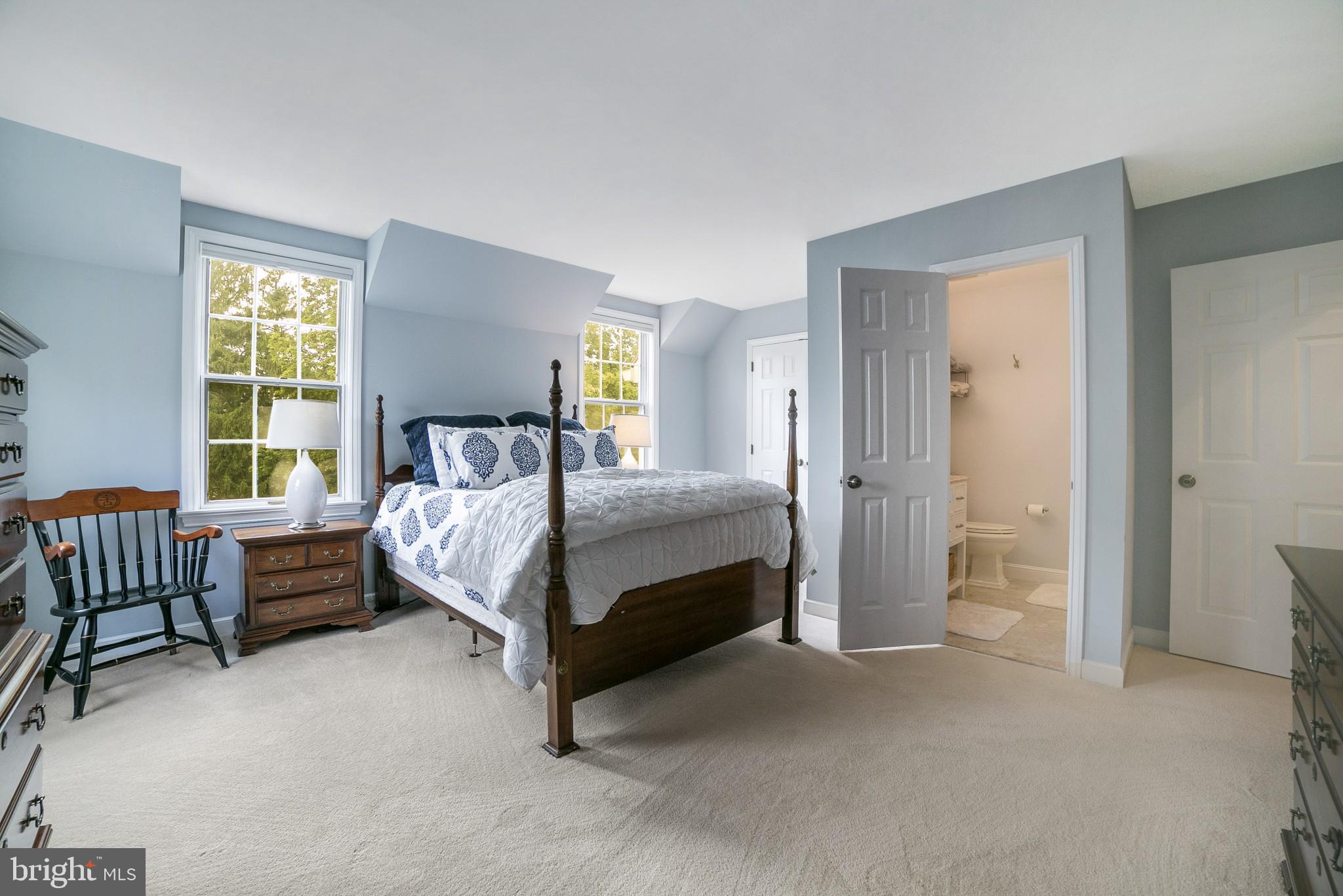 OVERLOOK - Residential