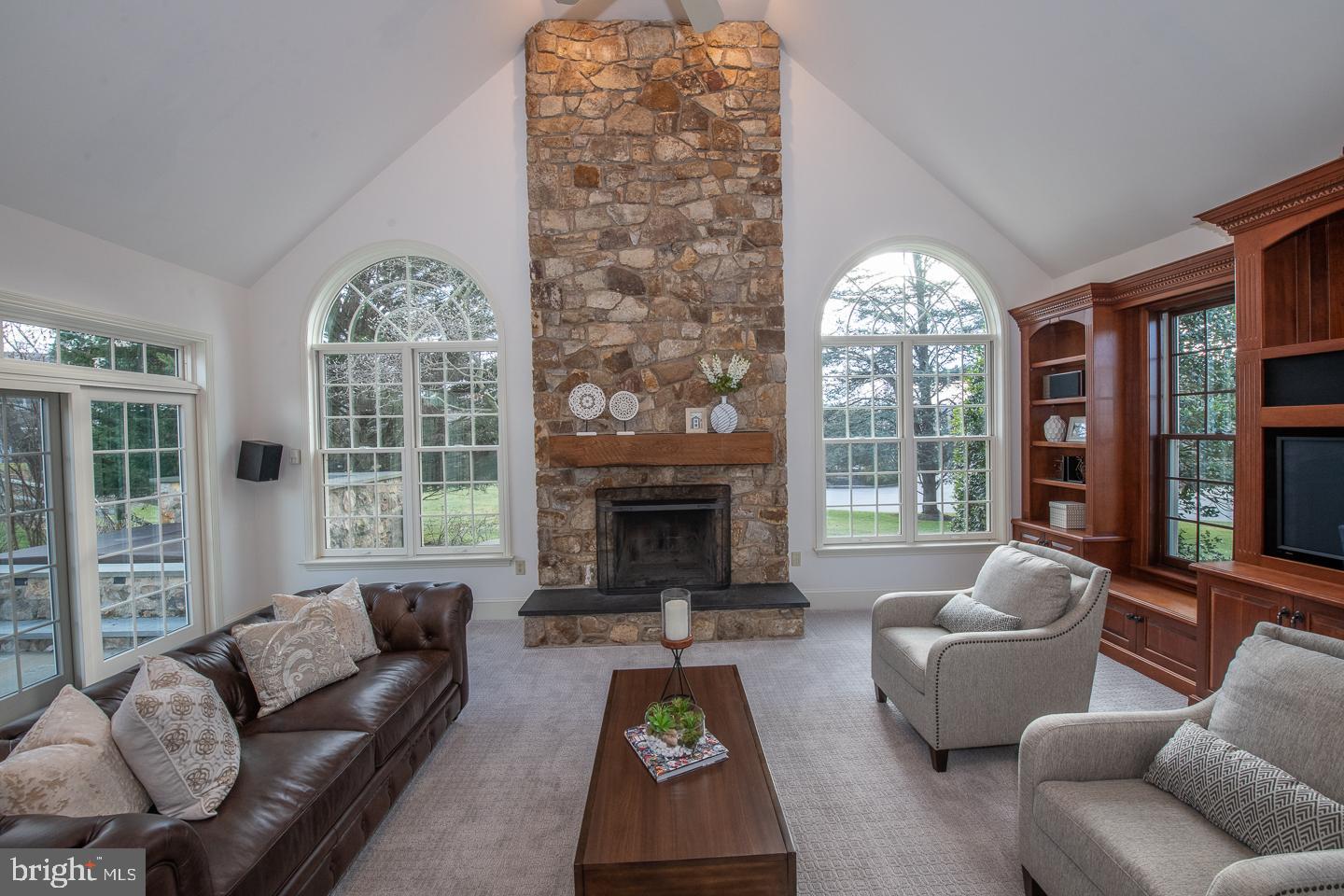 OVERLOOK - Residential