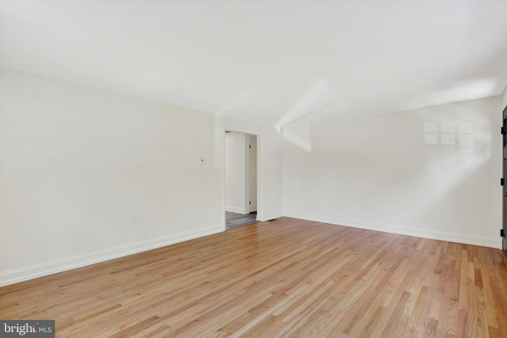 1104 MOULSTOWN ROAD N