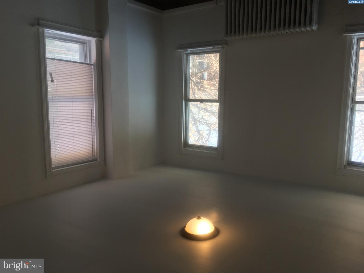 PHILADELPHIA (WEST) - Residential