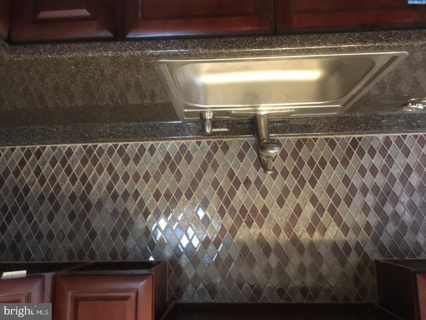 PHILADELPHIA (WEST) - Residential