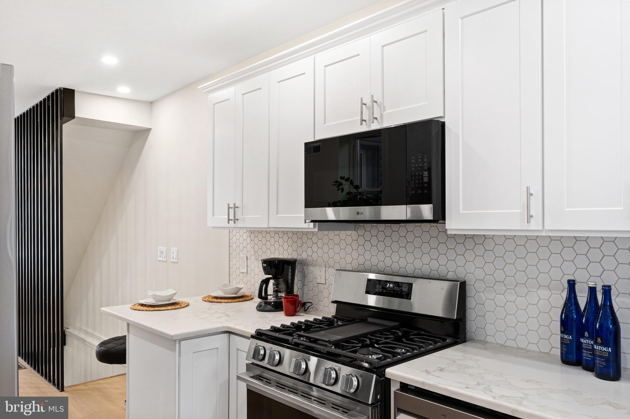 2117 SEARS STREET - Photo 4