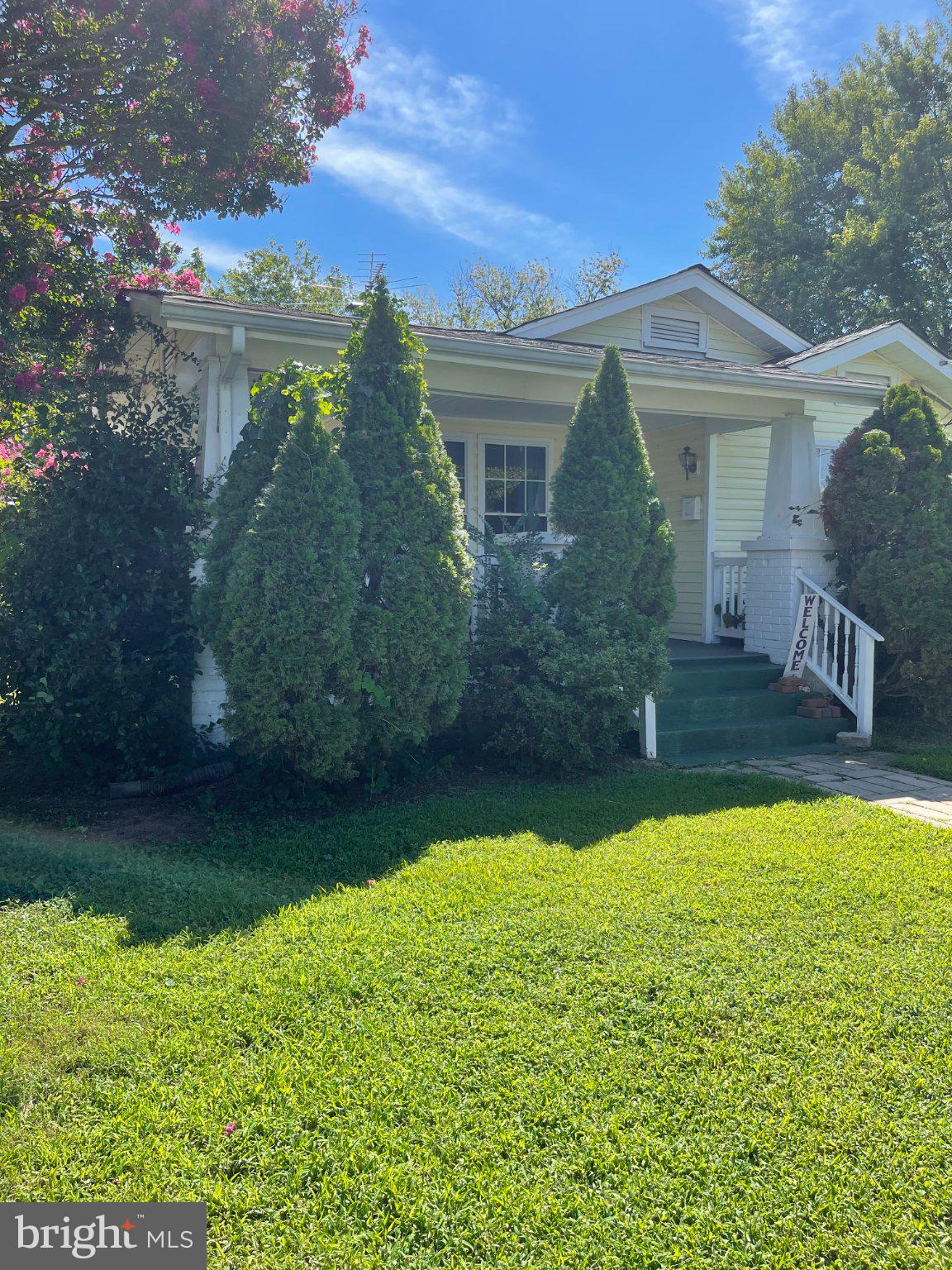 404 LIVINGSTONE STREET