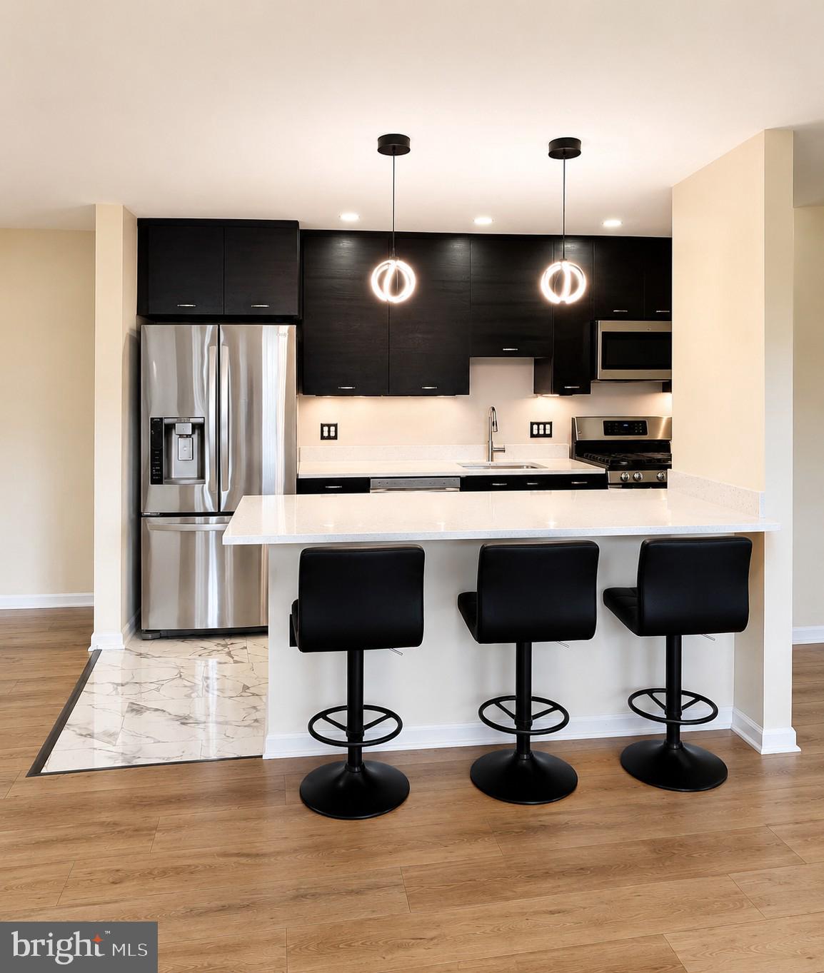 OCCOQUAN RIDGE CONDO - Residential