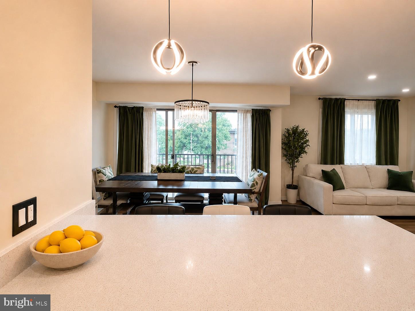 OCCOQUAN RIDGE CONDO - Residential