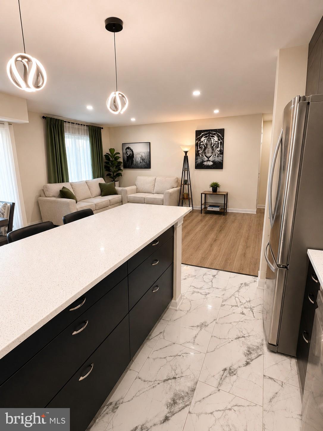 OCCOQUAN RIDGE CONDO - Residential