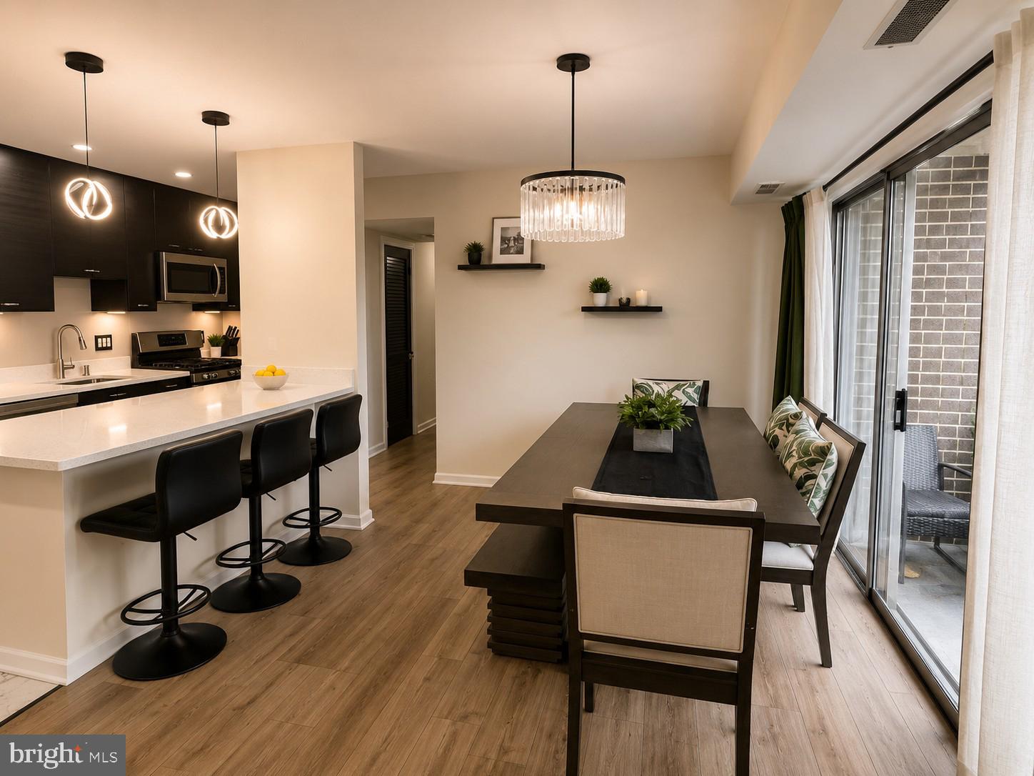 OCCOQUAN RIDGE CONDO - Residential