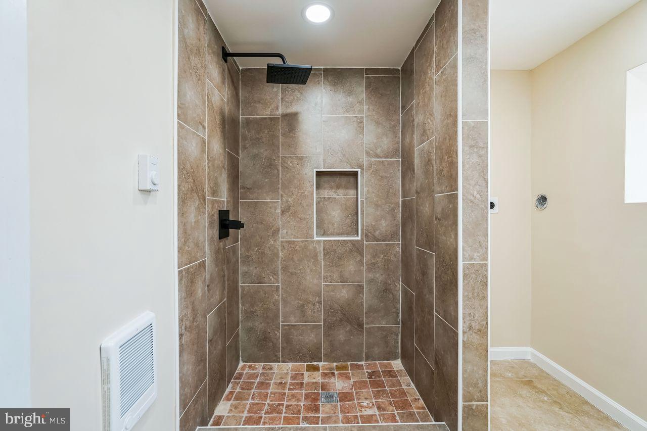 WEST PHILADELPHIA - Residential