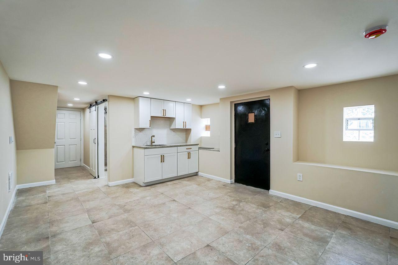 WEST PHILADELPHIA - Residential