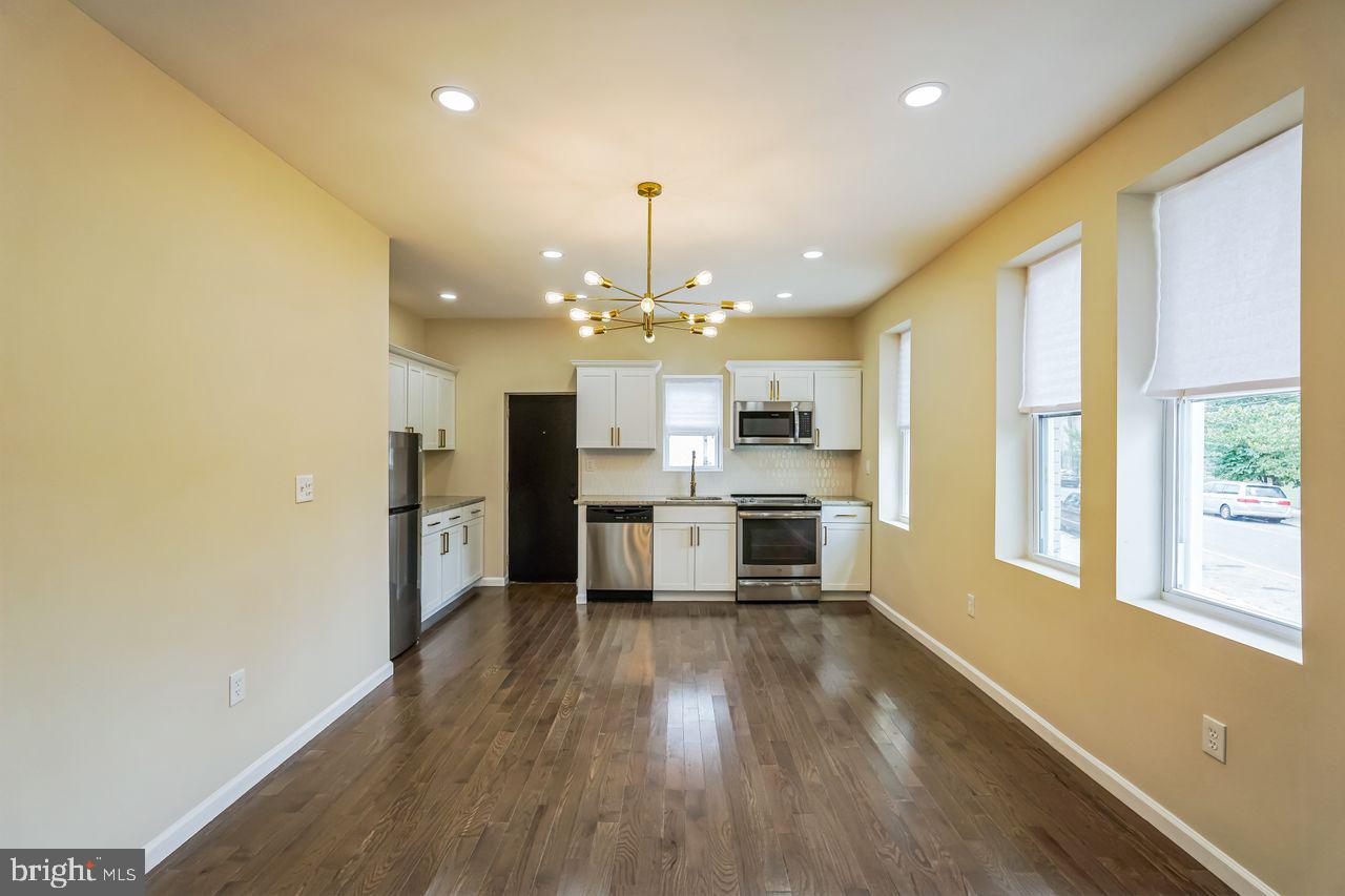 WEST PHILADELPHIA - Residential