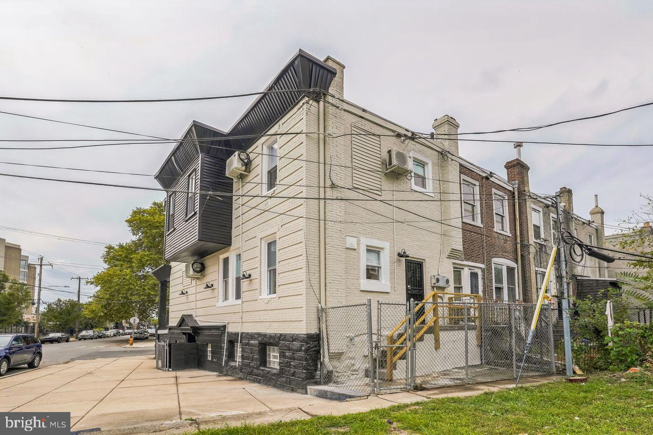 WEST PHILADELPHIA - Residential