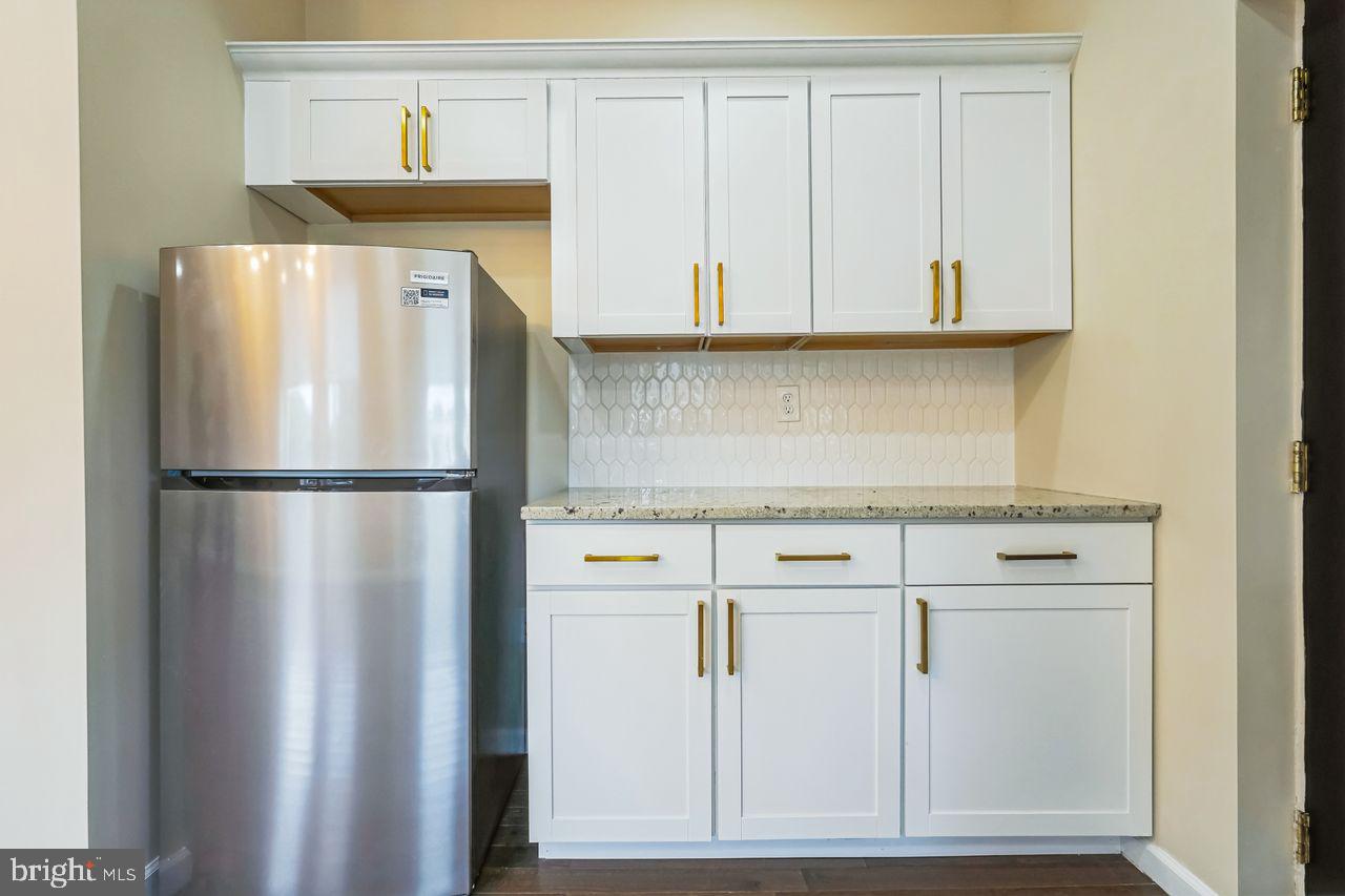 WEST PHILADELPHIA - Residential