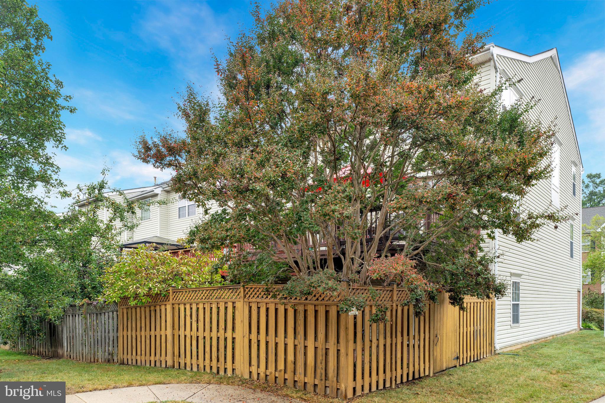 TOWNS AT STUART POINT - Residential