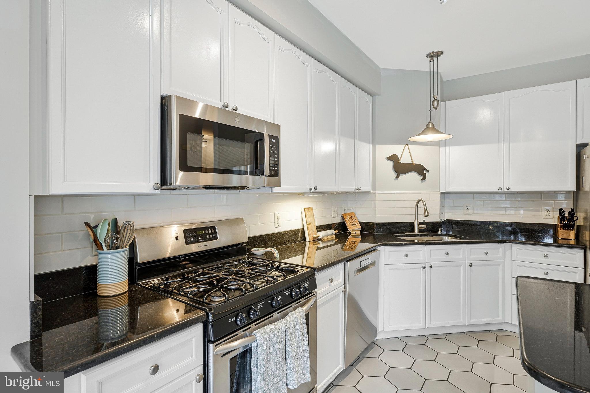 TOWNS AT STUART POINT - Residential