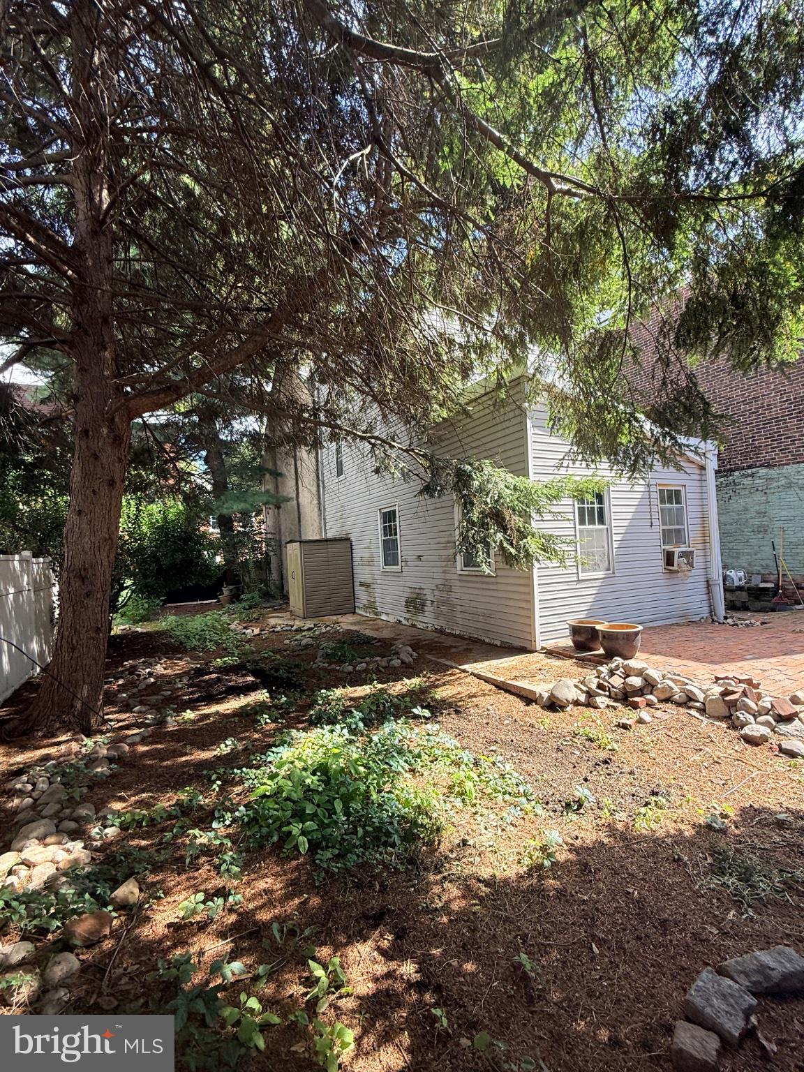 1120 MARLBOROUGH STREET