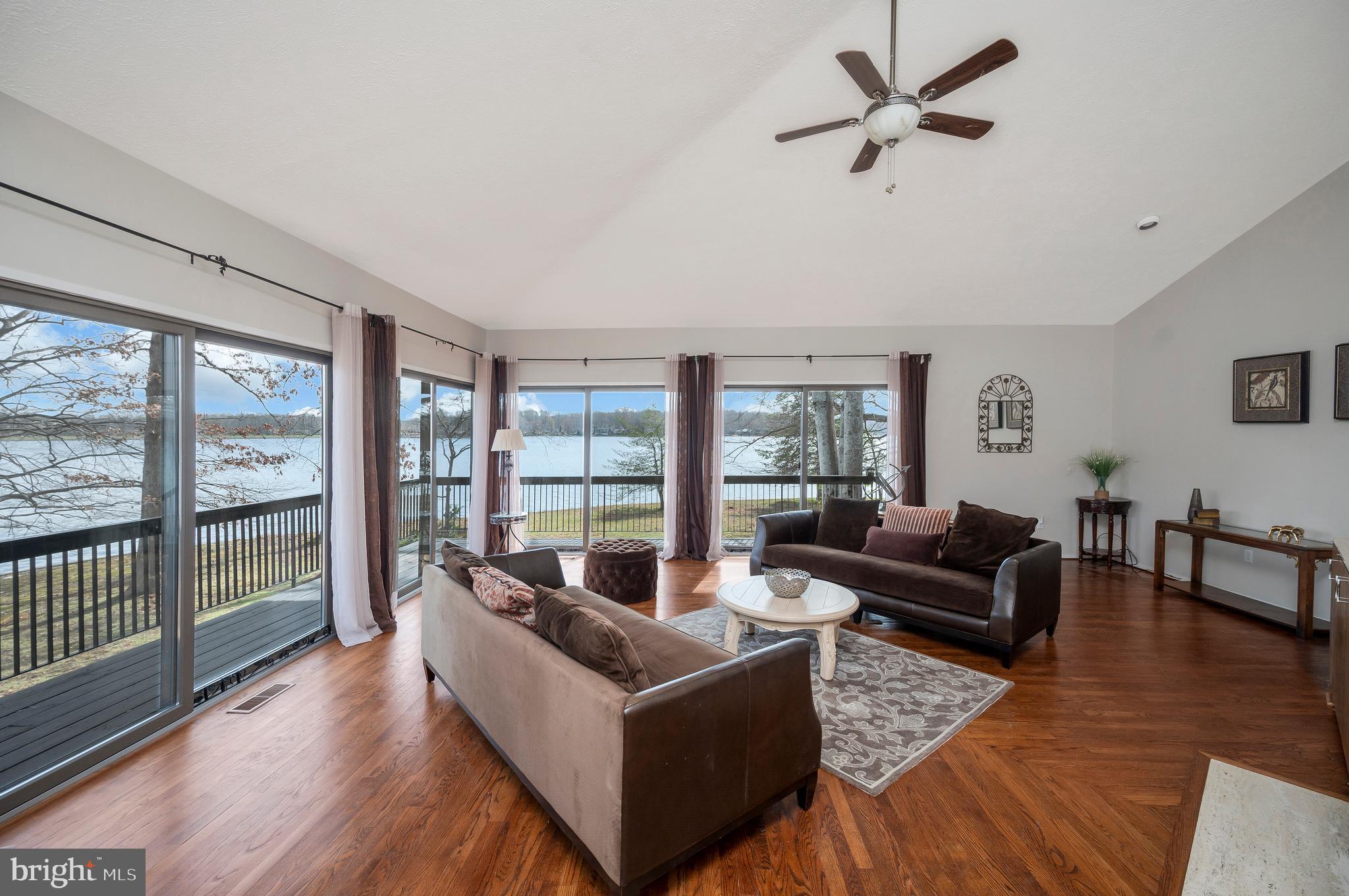 LAKE OF THE WOODS - Residential