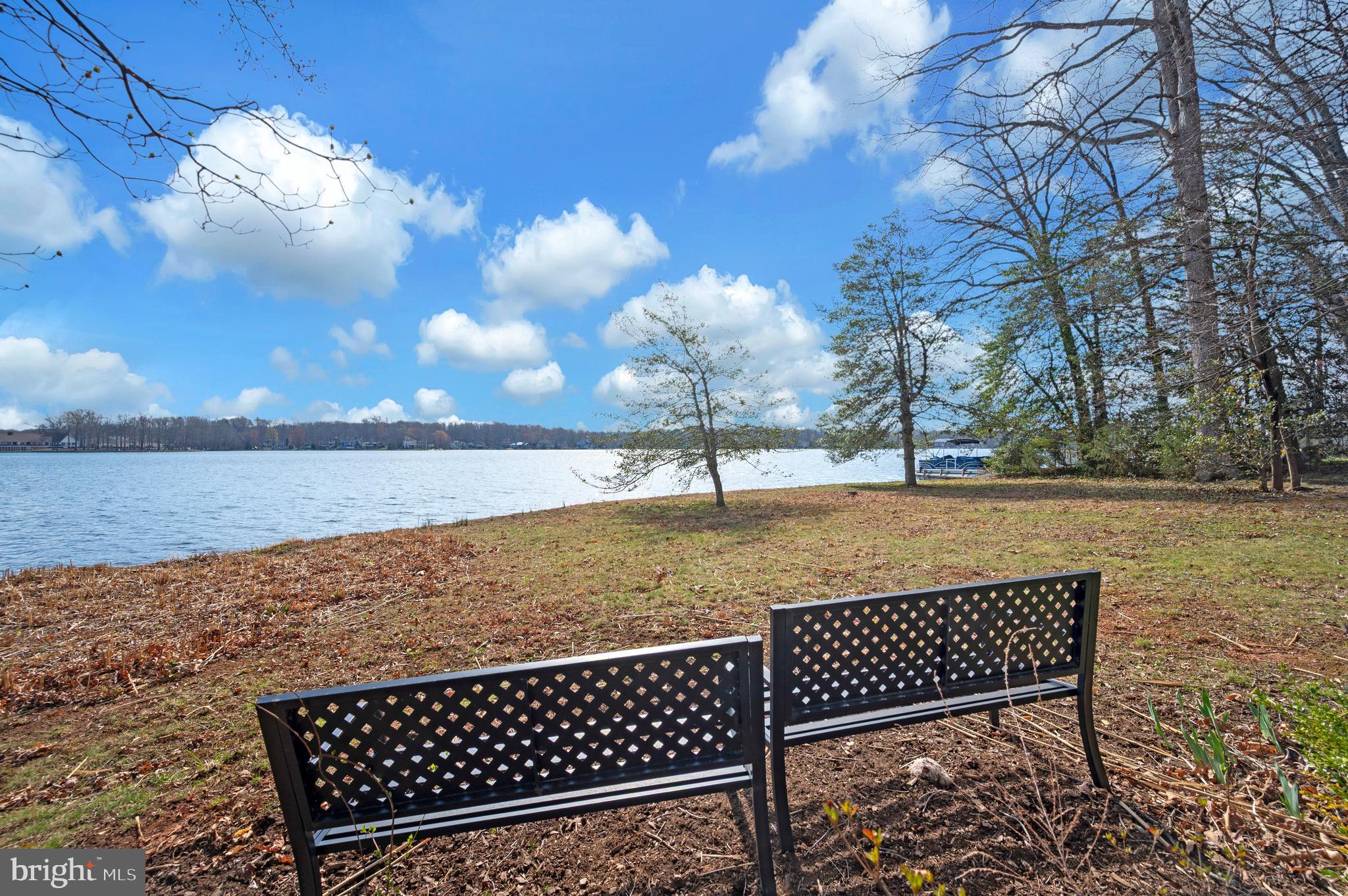 LAKE OF THE WOODS - Residential