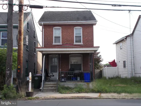 1226 E Philadelphia Avenue, Gilbertsville, PA MLS: PAMC2138930