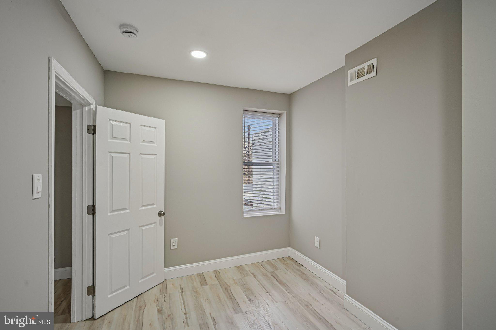 NORRIS SQUARE - Residential