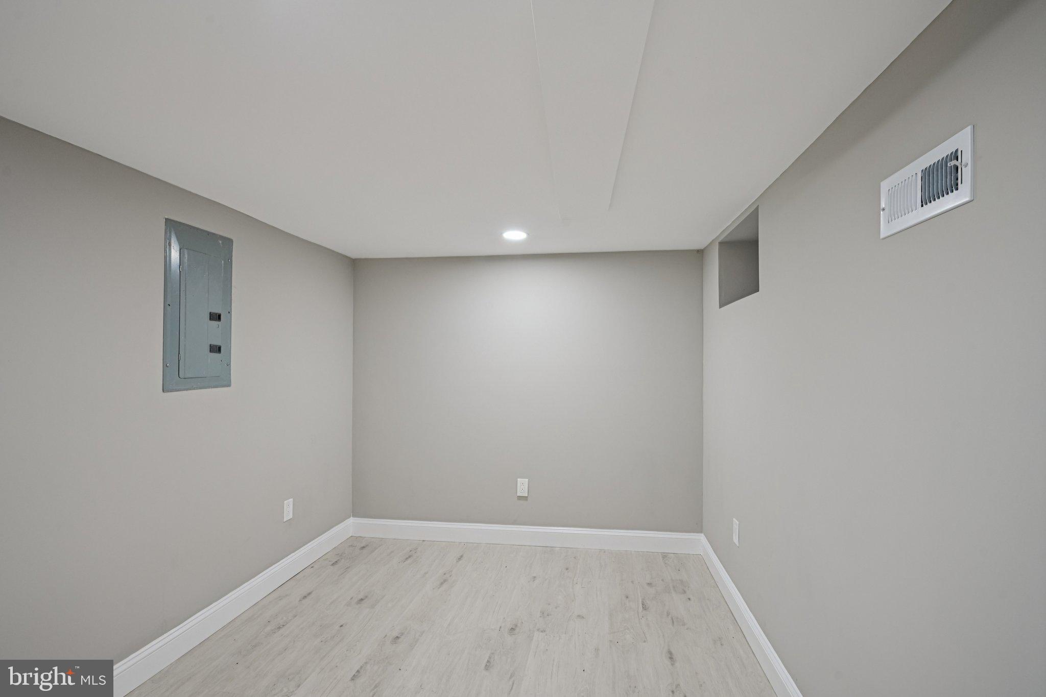 NORRIS SQUARE - Residential