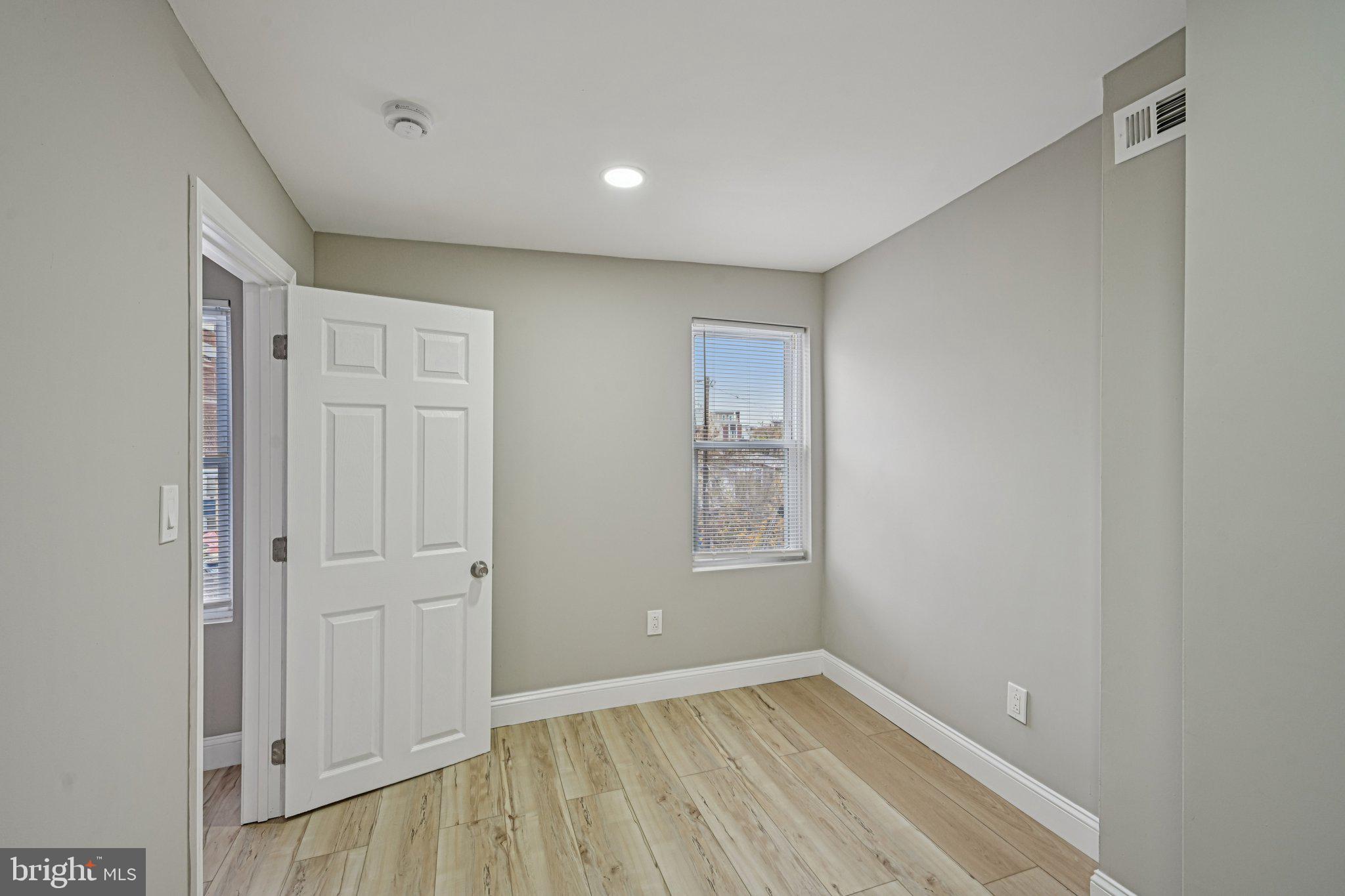 NORRIS SQUARE - Residential