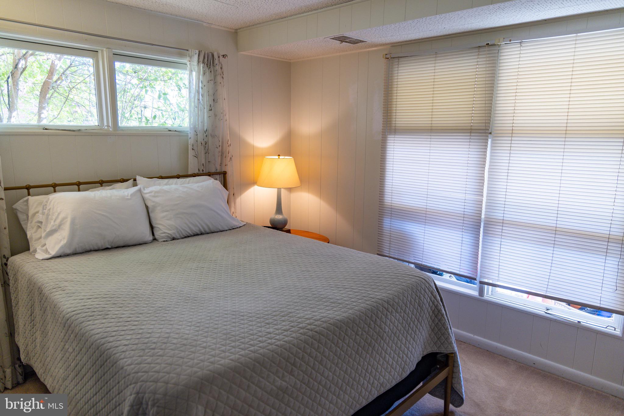 GRASS RIDGE - Residential Lease