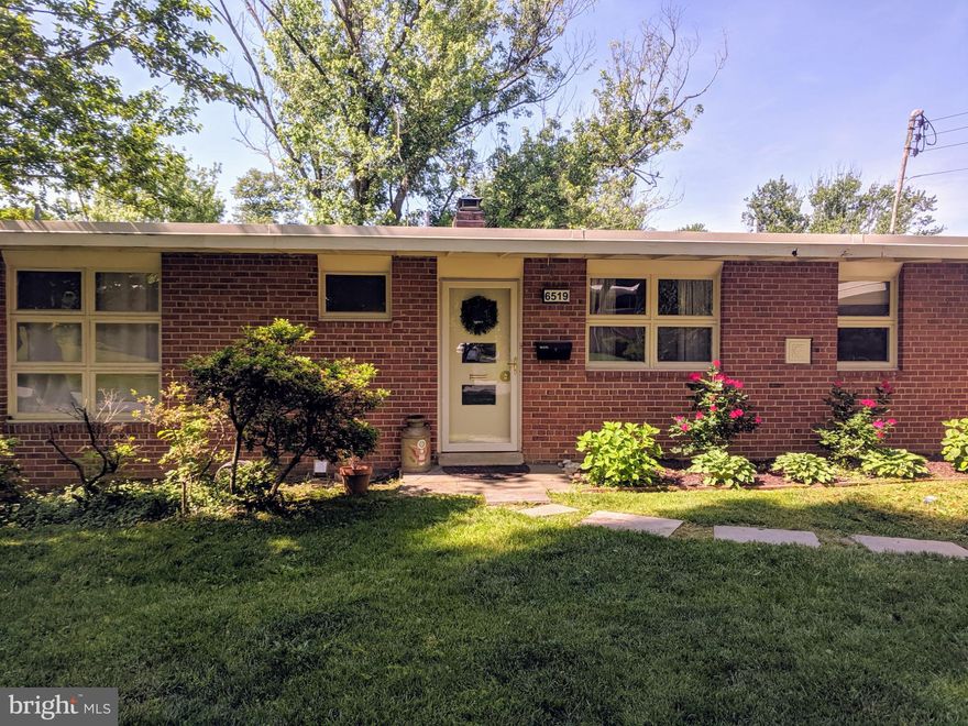 Enjoy living in this lovely, light-filled, Mid-Century Modern home located on a quiet, tree-lined street in the heart of McLean! Walking distance to Kent Gardens Elementary School, Kent Gardens Park, Kent Gardens Pool/Rec Center, McLean Little League, Brooksfield Montessori School & Chesterbrook Pool/Tennis Club   Highly coveted & top-rated schools-Longfellow MS & McLean HS   Easy access to DC (2 stoplights away), Downtown McLean, Georgetown, Arlington, Falls Church City, Tysons Corner, Airports, Near EFC Metro, WFC Metro (2.2 miles), Trader Joe's, Whole Foods, Wegman's & endless shopping/dining options   Minutes to major commuter routes- I-66, I-495, Rt-267, Rt-123, Rt-7, GW Parkway   Step in to find a contemporary floorplan that includes a spacious Living Room with fireplace, 3 bedrooms, 2 bathrooms, Dining Area, Kichen & Multi-purpose room with an additional entrance from the carport on the main level   On the walkout lower level, you will find a light & bright, expansive Recreation room to use as you please, a second fireplace, Laundry Room, Bedroom, Full Bathroom and plenty of storage space   Spend your free time relaxing on the screened in porch overlooking the gorgeous backyard,  perfect for entertaining   Lucky you will have almost 18,000 sq feet to roam-one of the largest lots in this fantastic community! ***Call Listing agent with any questions or to schedule an appointment to view. 24 Hour Notice required-Tenant Occupied. Pets considered on a case by case basis.  Additional Deposit and Pet Interview required. Attentive Landlord. Available January 1st, 2026. There's No Place Like HOME!