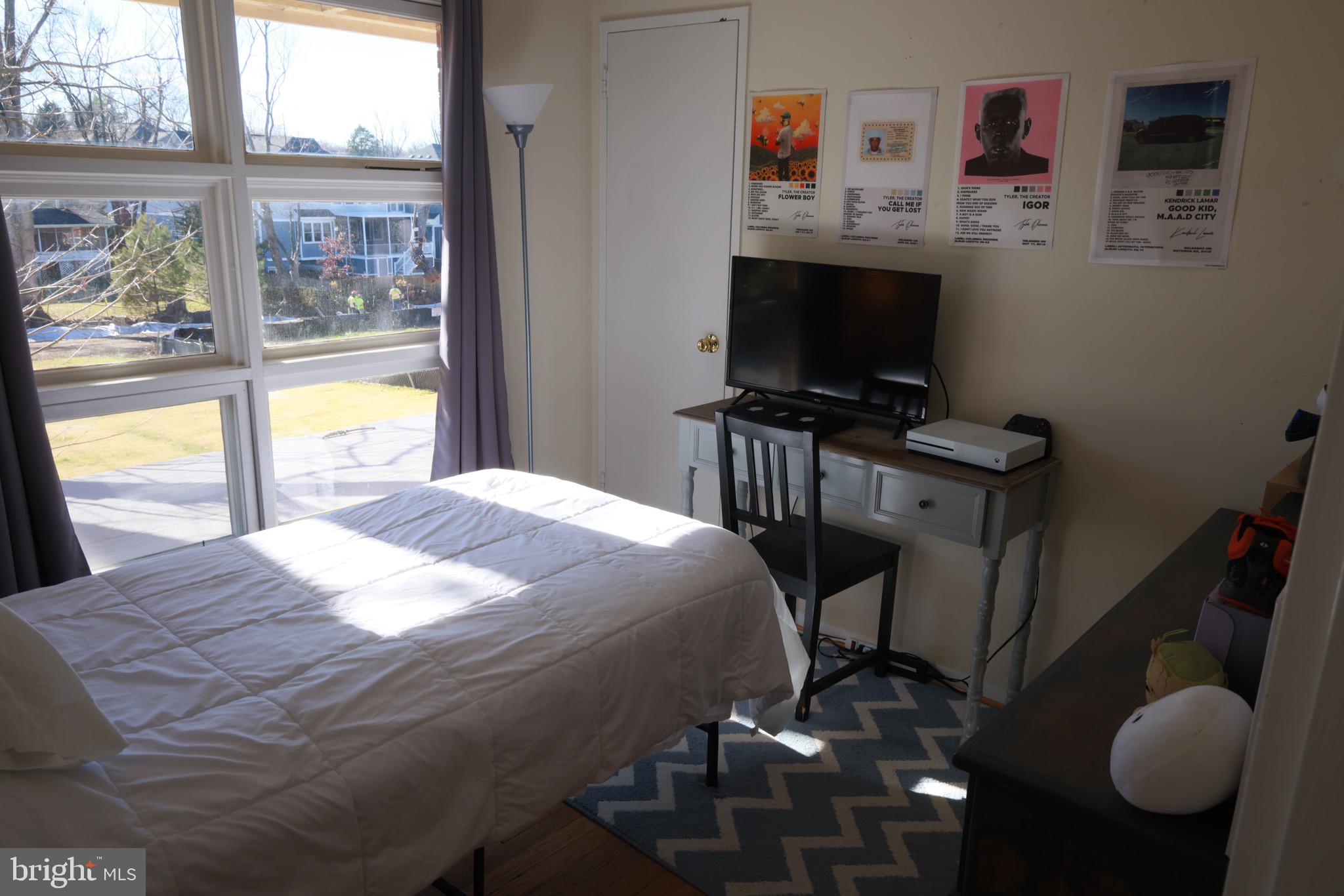 GRASS RIDGE - Residential Lease