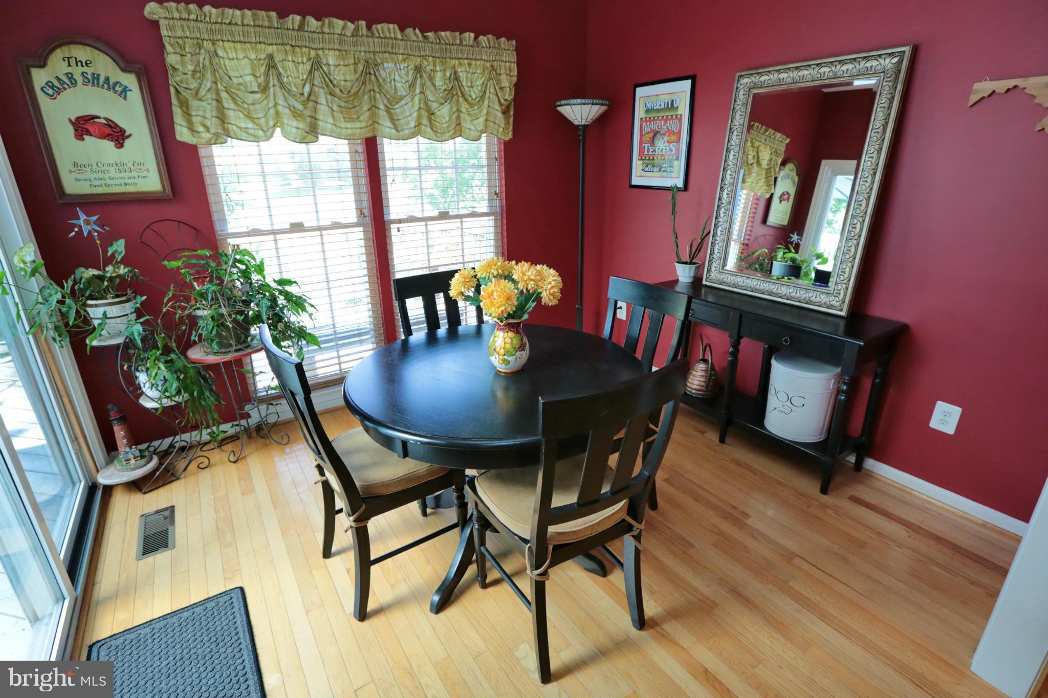 CROFTON MANOR - Residential