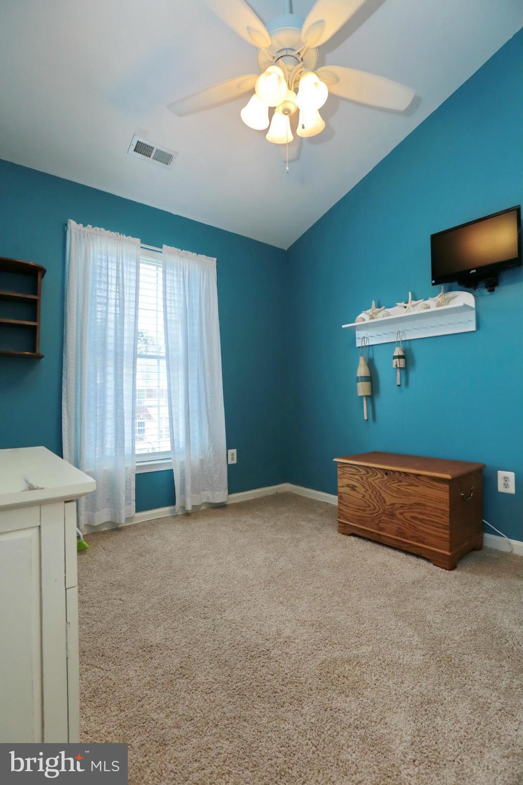 CROFTON MANOR - Residential