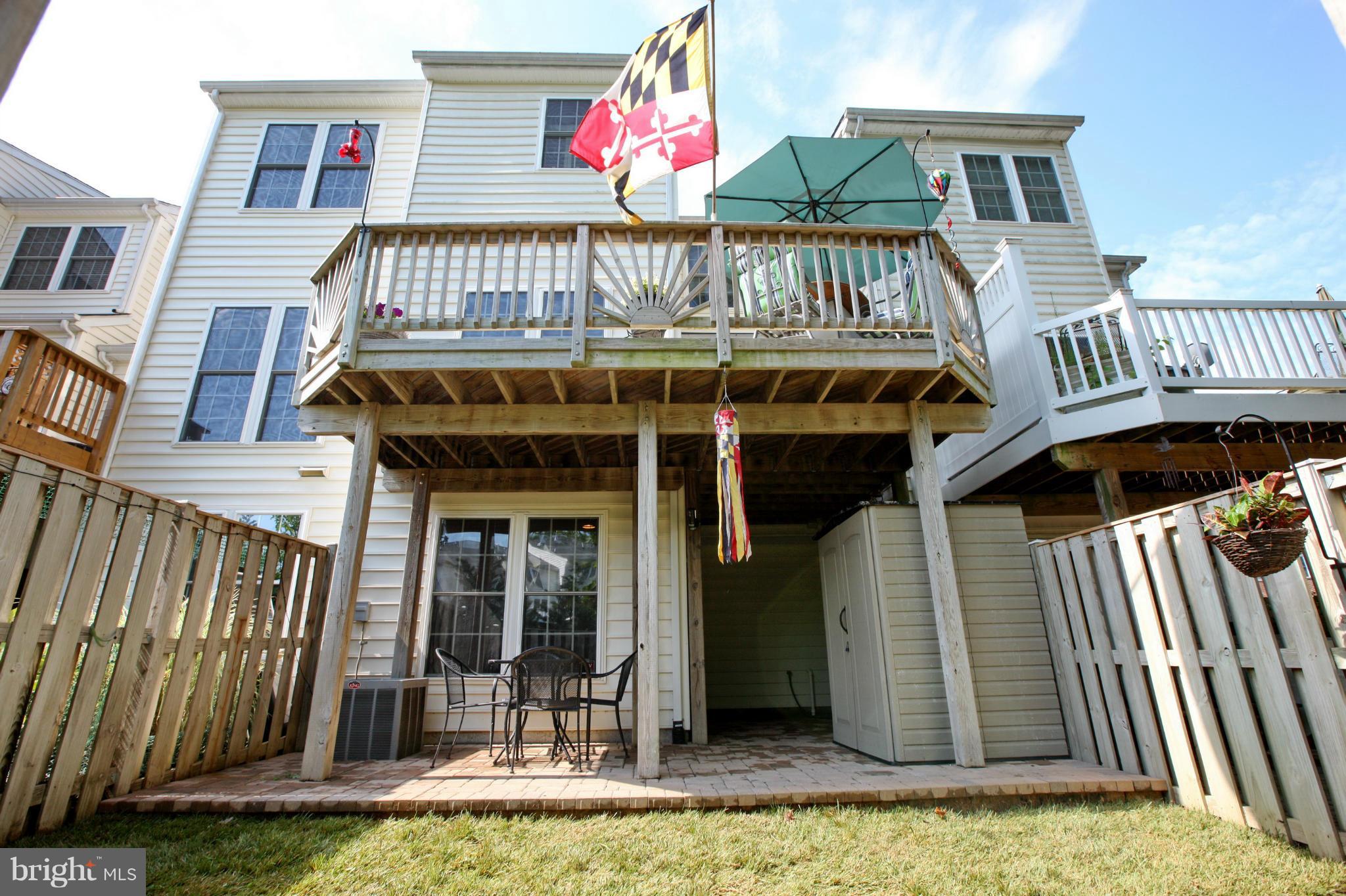 CROFTON MANOR - Residential