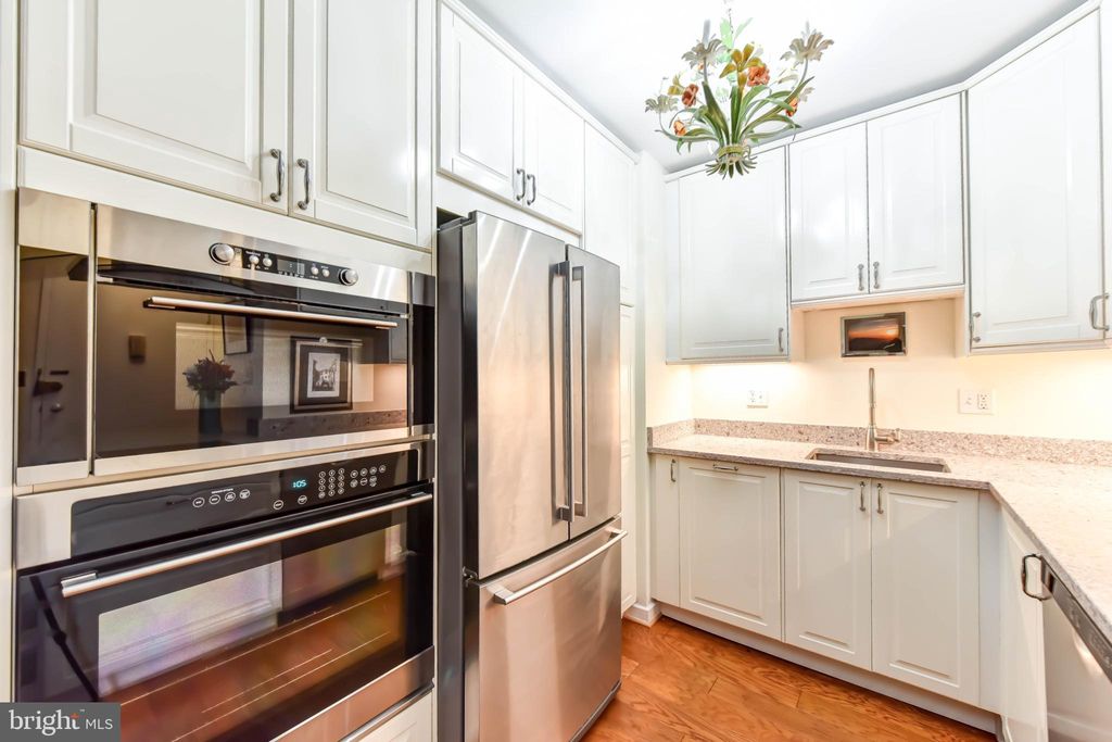 Photo of 4600 Connecticut Avenue NW #916, WASHINGTON, DC 20008 (MLS # DCDC2223196)
