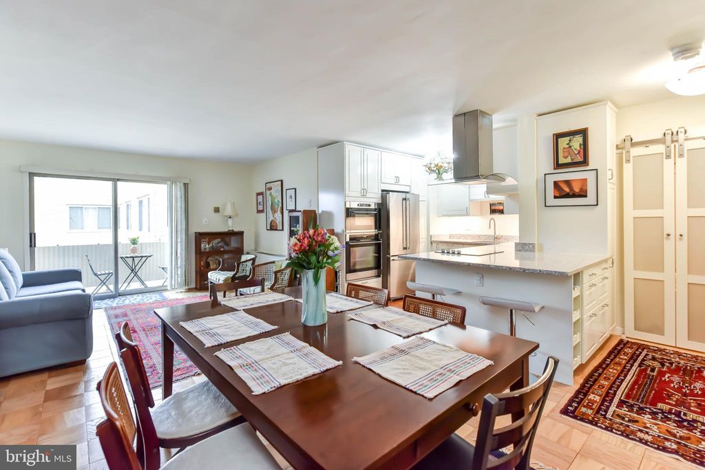 Photo of 4600 Connecticut Avenue NW #916, WASHINGTON, DC 20008 (MLS # DCDC2223196)
