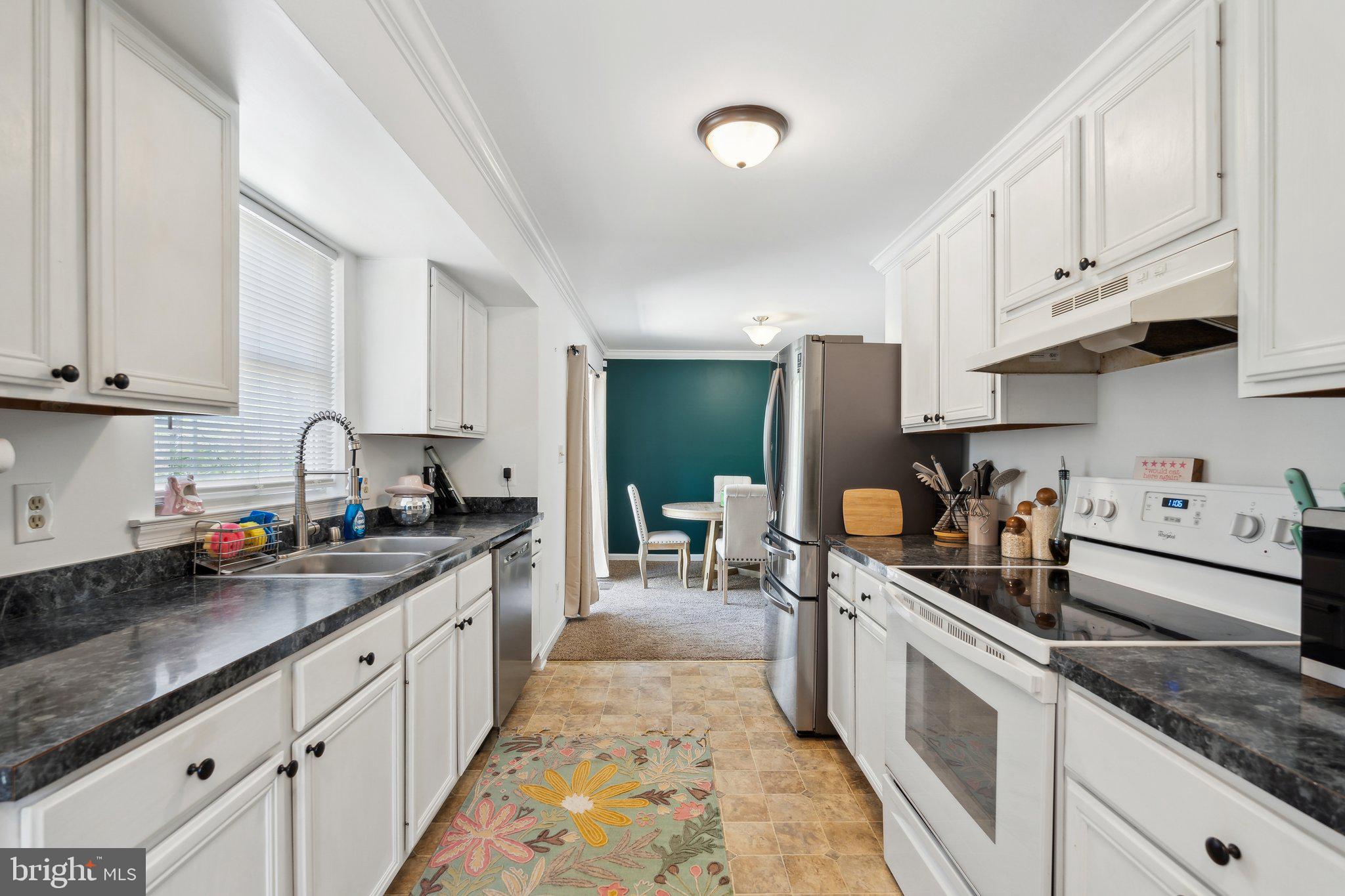 LAKE WILDERNESS - Residential