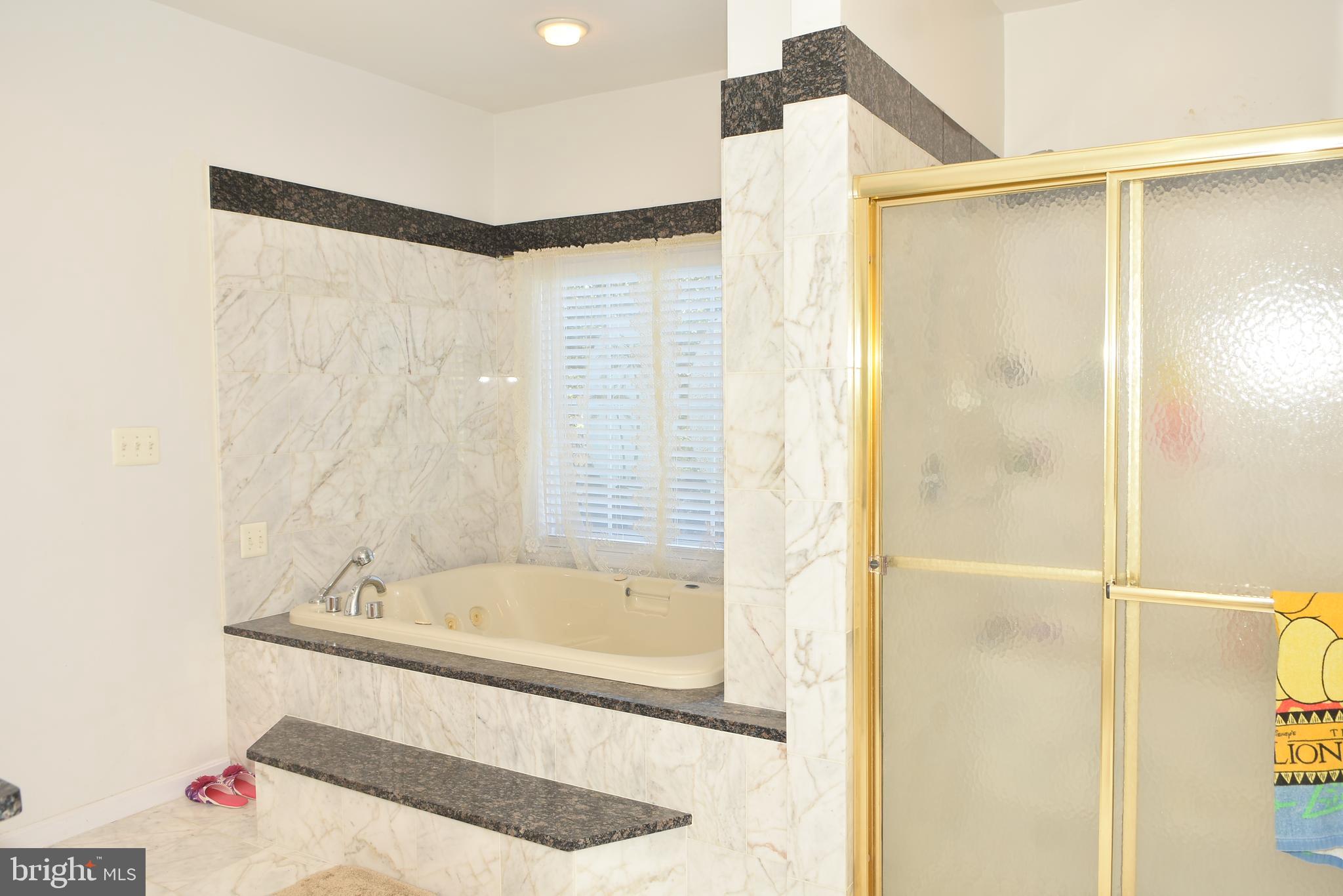 LEWIS PARK - Residential