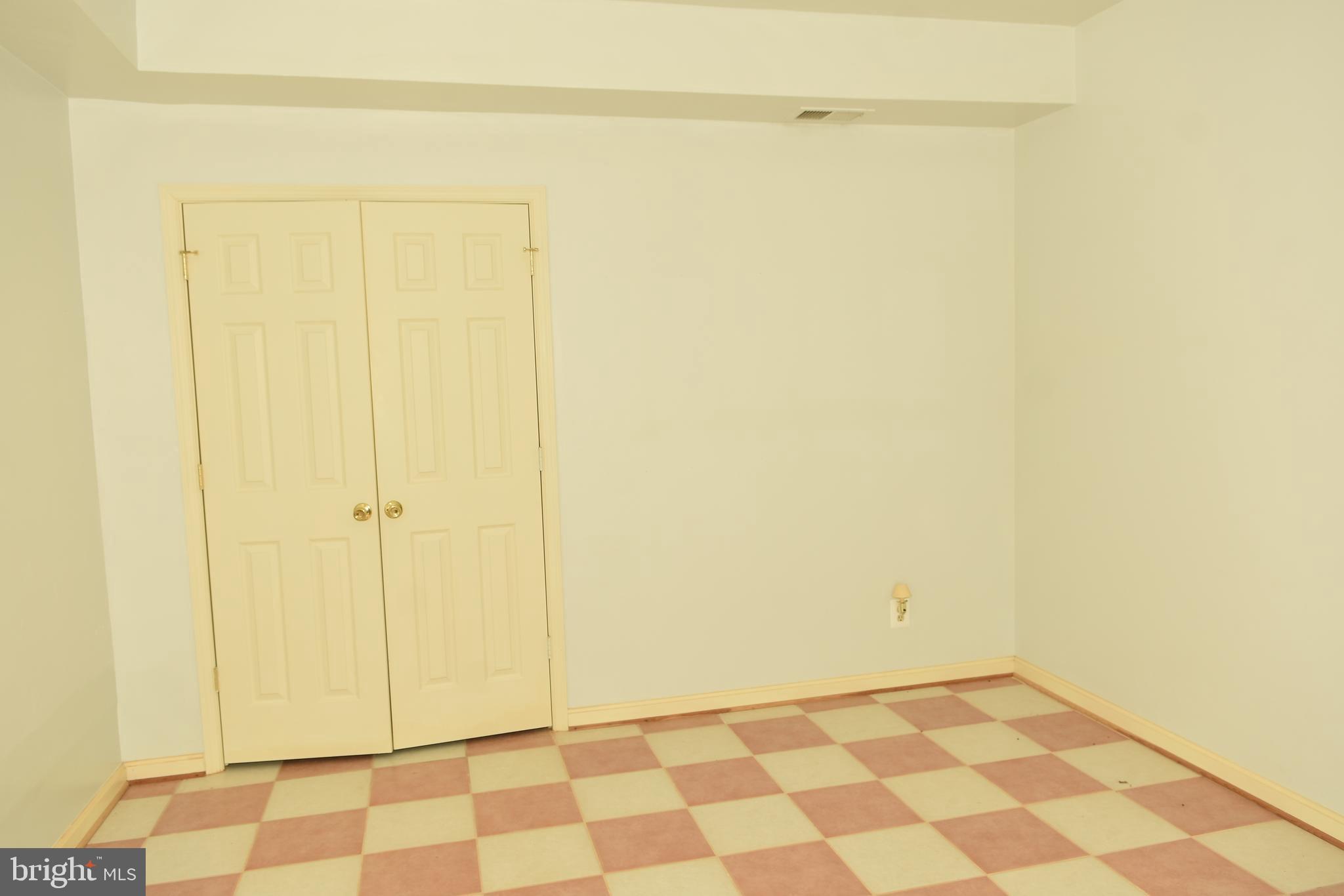 LEWIS PARK - Residential