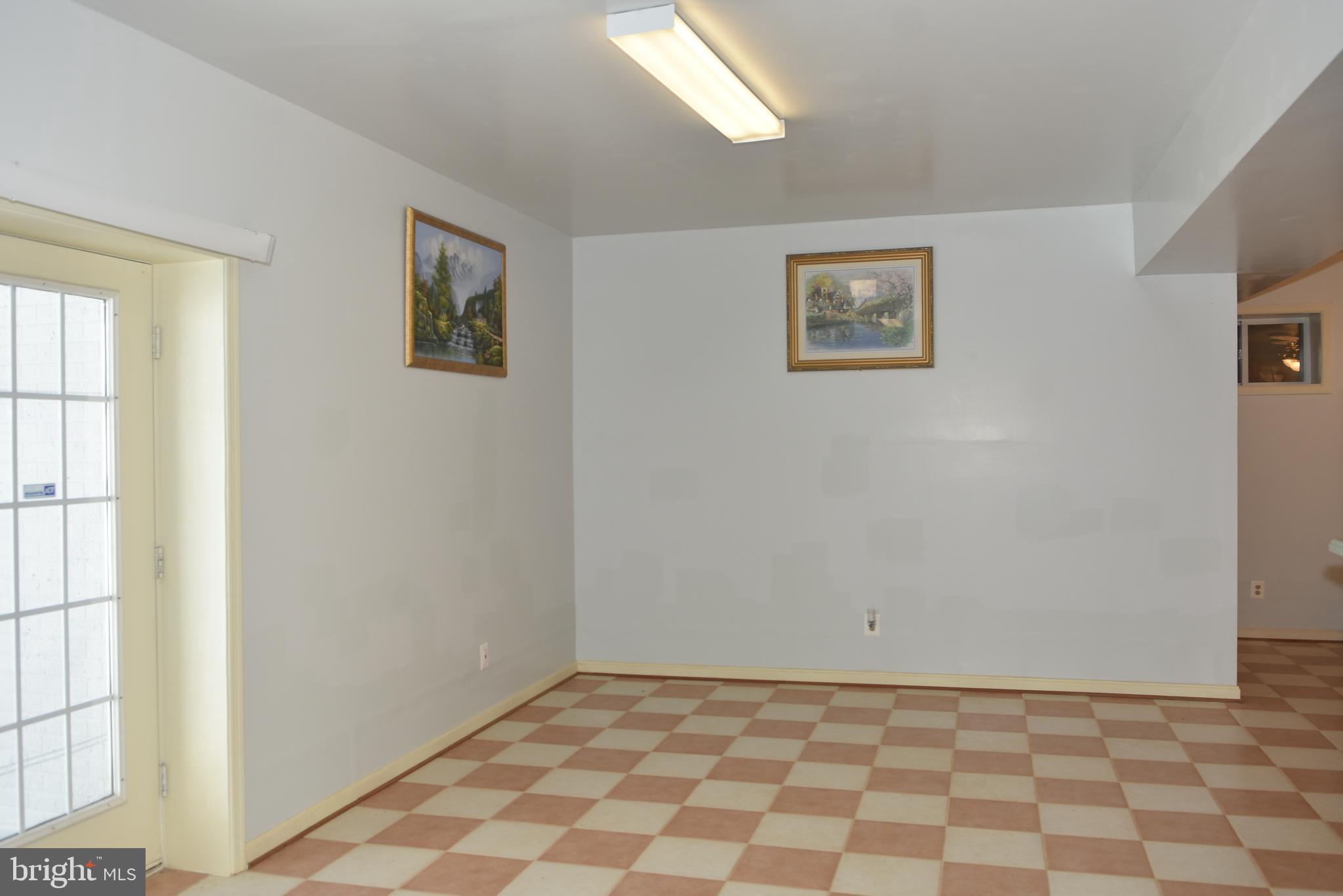 LEWIS PARK - Residential