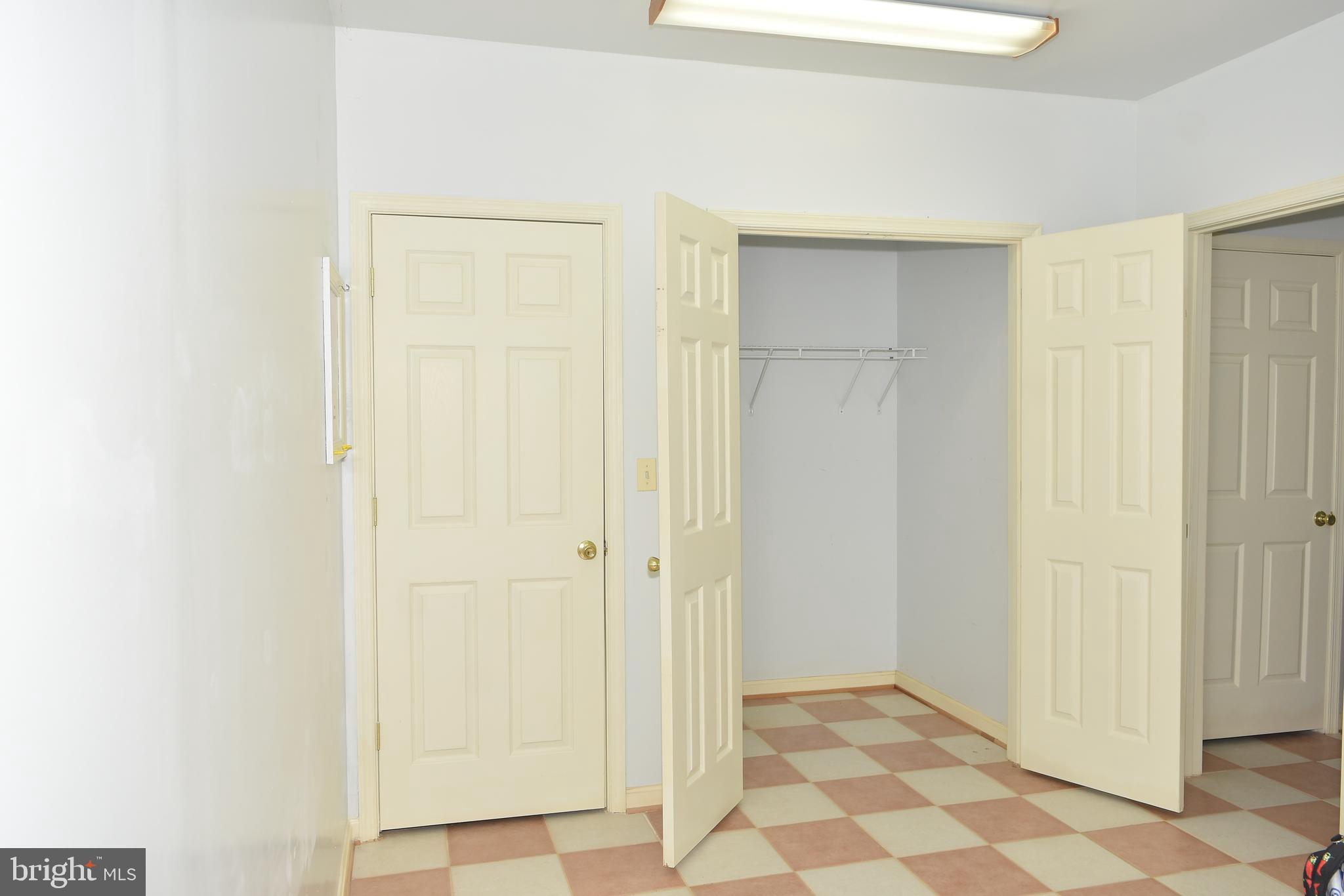 LEWIS PARK - Residential