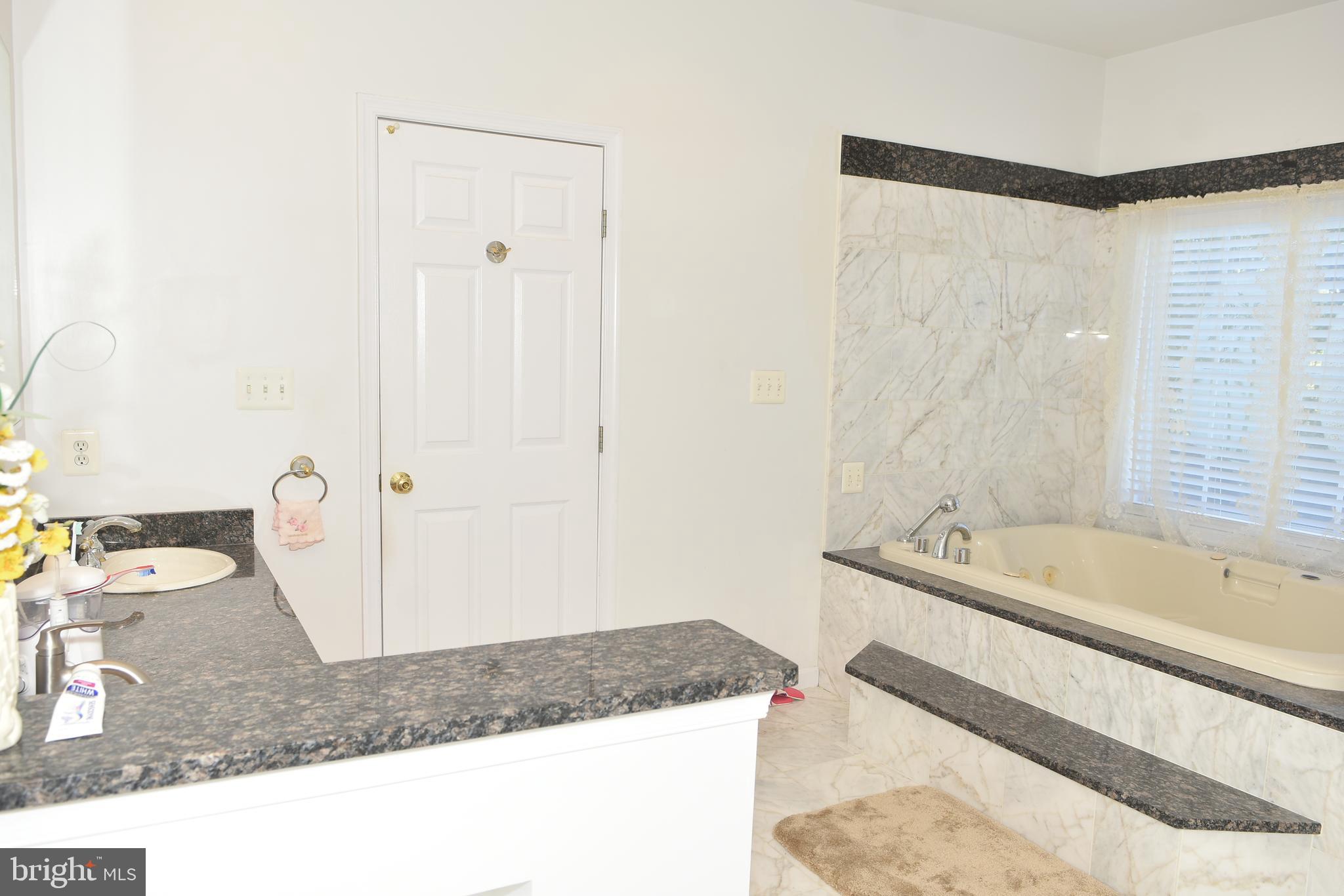 LEWIS PARK - Residential