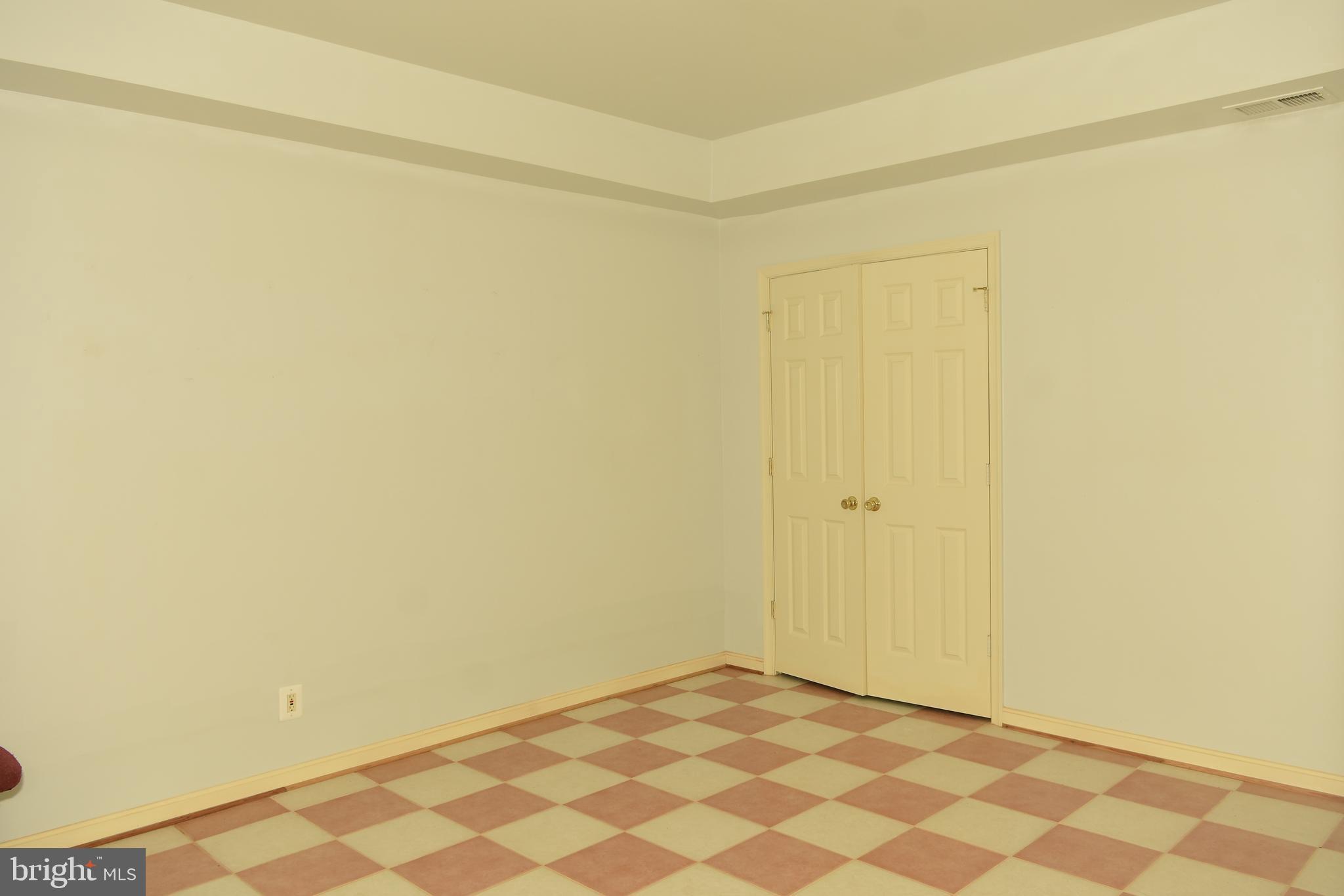 LEWIS PARK - Residential