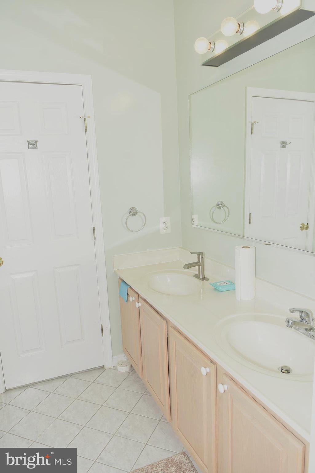 LEWIS PARK - Residential