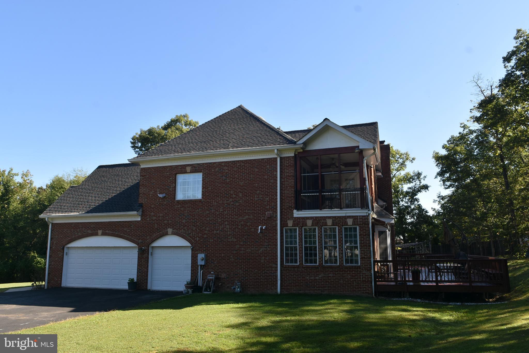 LEWIS PARK - Residential